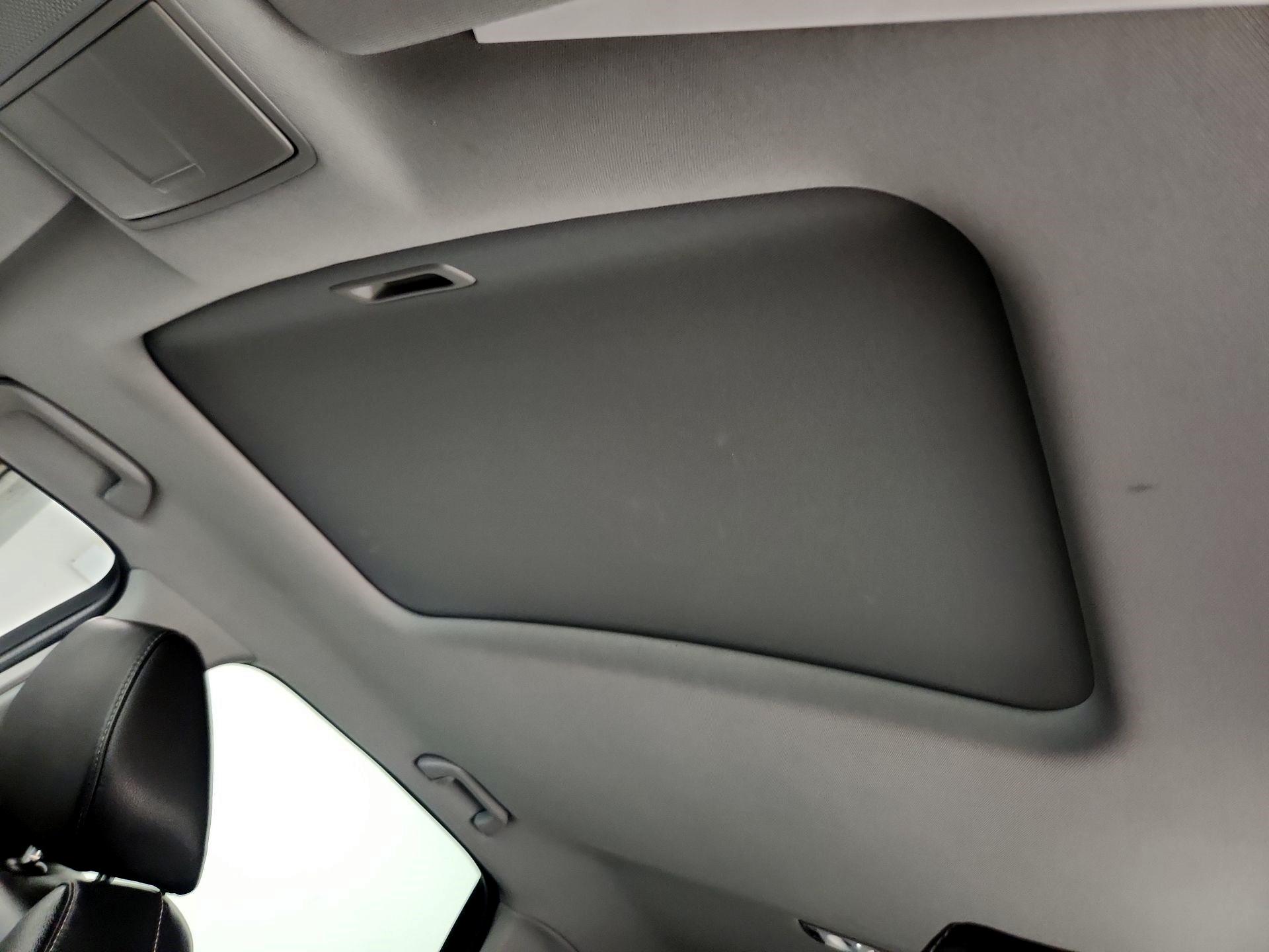 Thumbnail: 2020 Acura MDX - 20