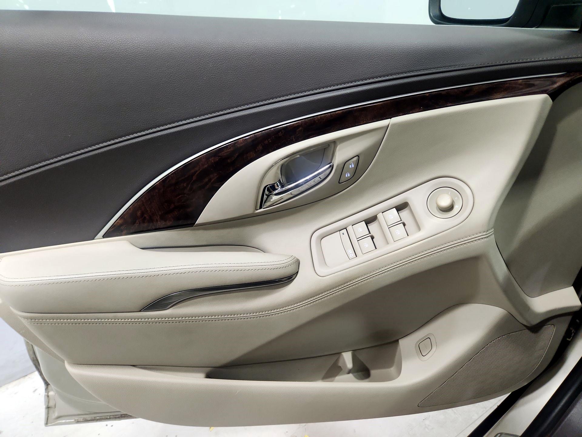 Thumbnail: 2014 Buick LaCrosse - 12