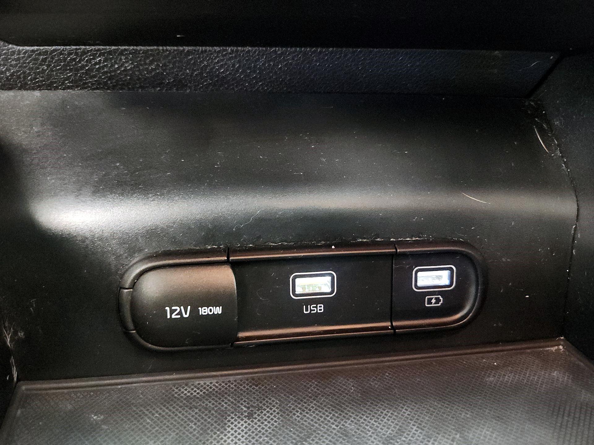 Thumbnail: 2021 Kia K5 - 16