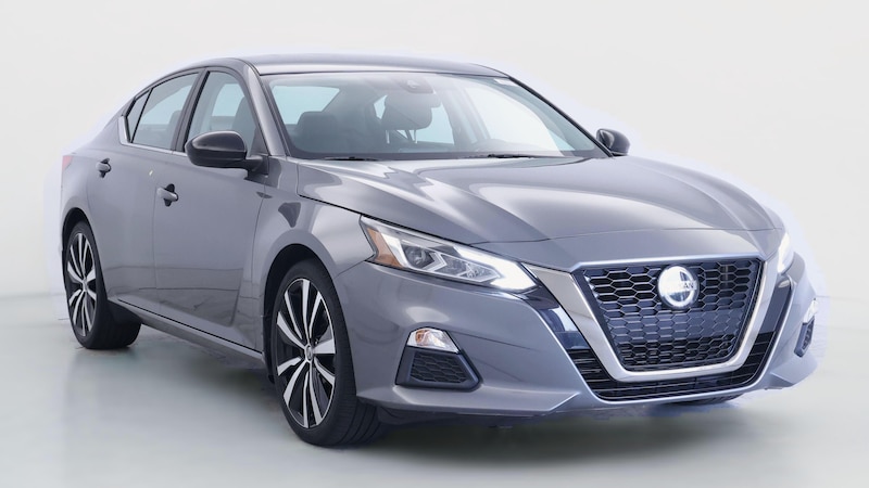2020 Nissan Altima SR Hero Image
