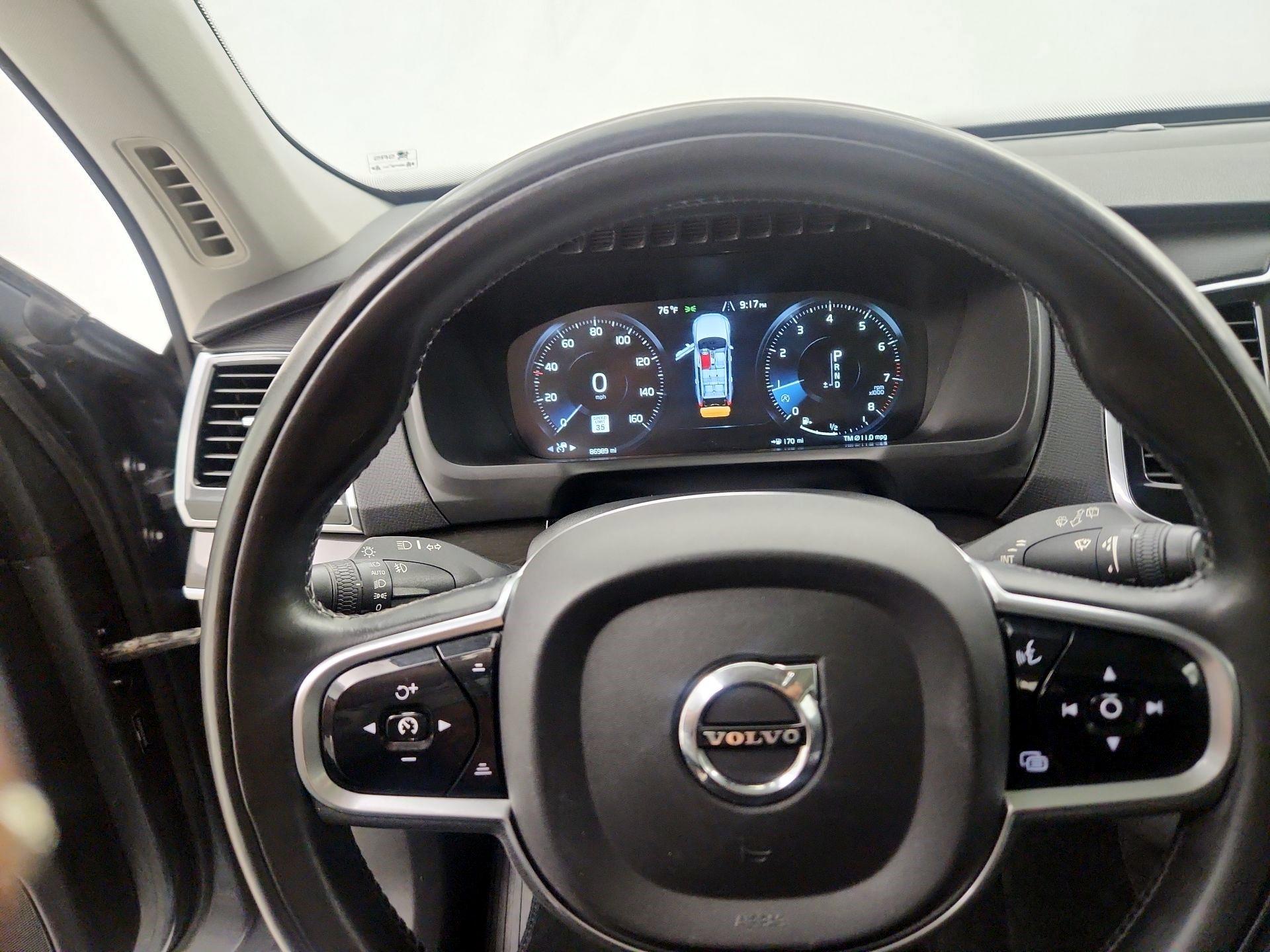 Thumbnail: 2018 Volvo XC90 - 10