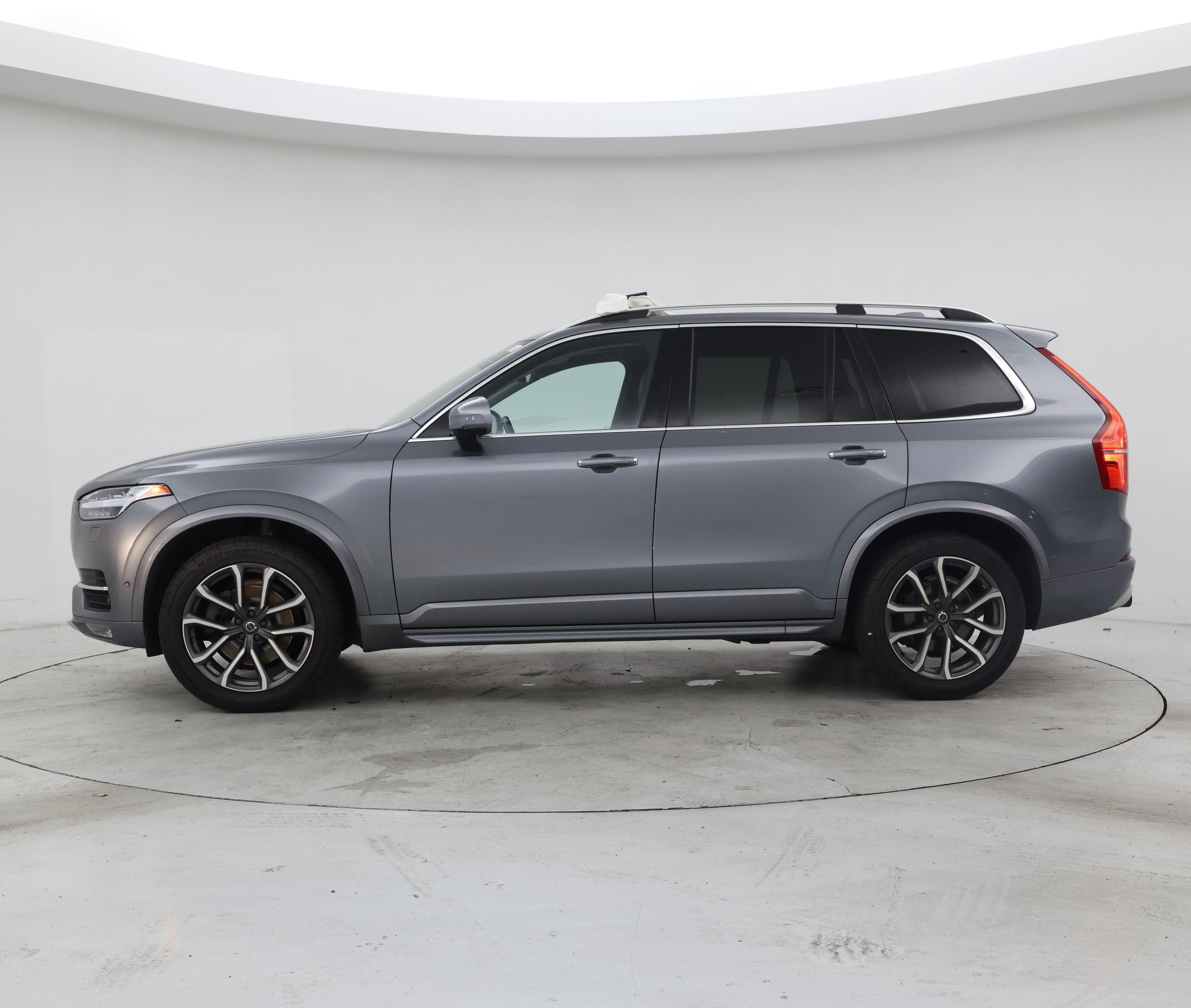 Thumbnail: 2018 Volvo XC90 - 3