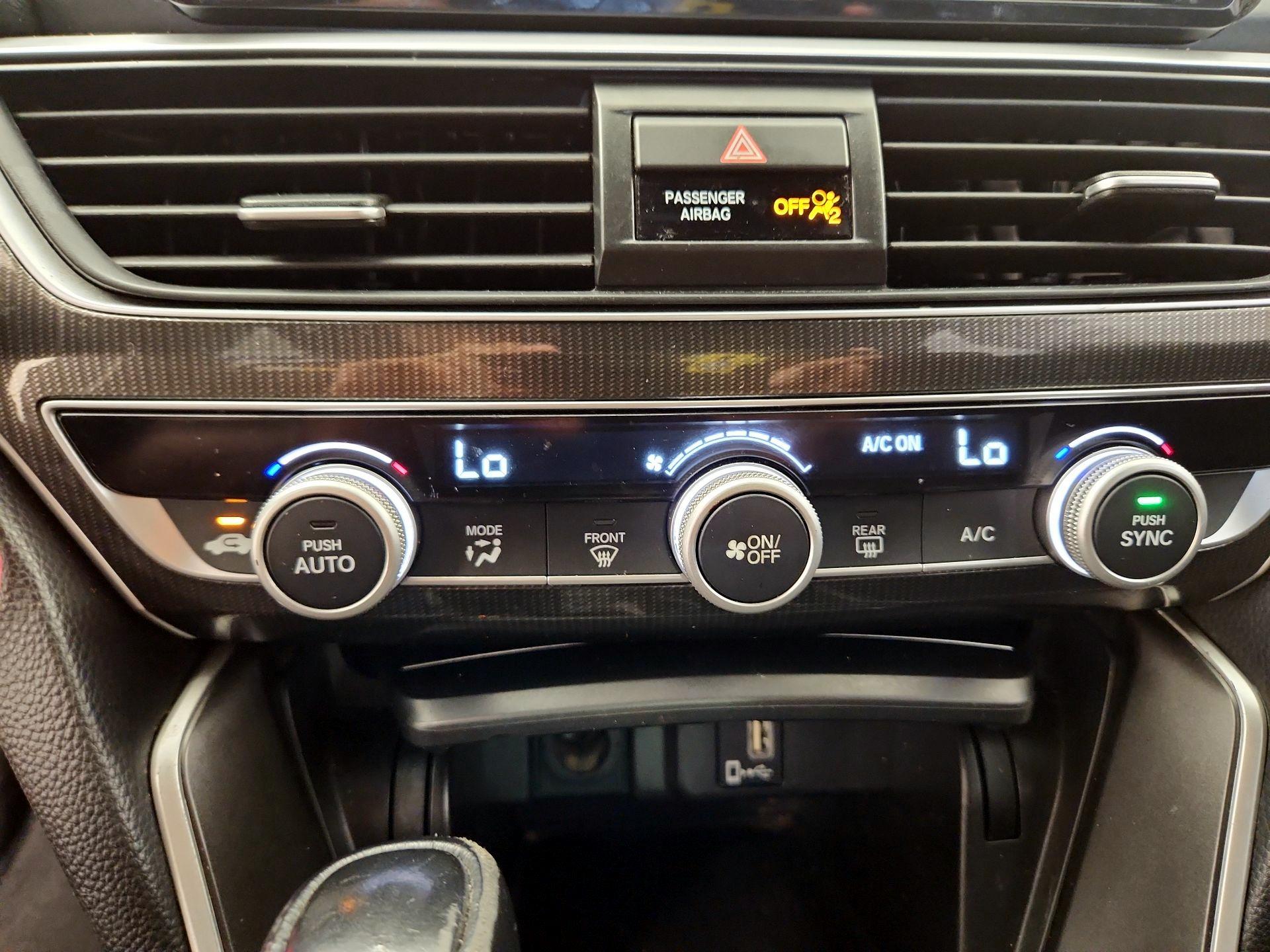Thumbnail: 2019 Honda Accord - 14