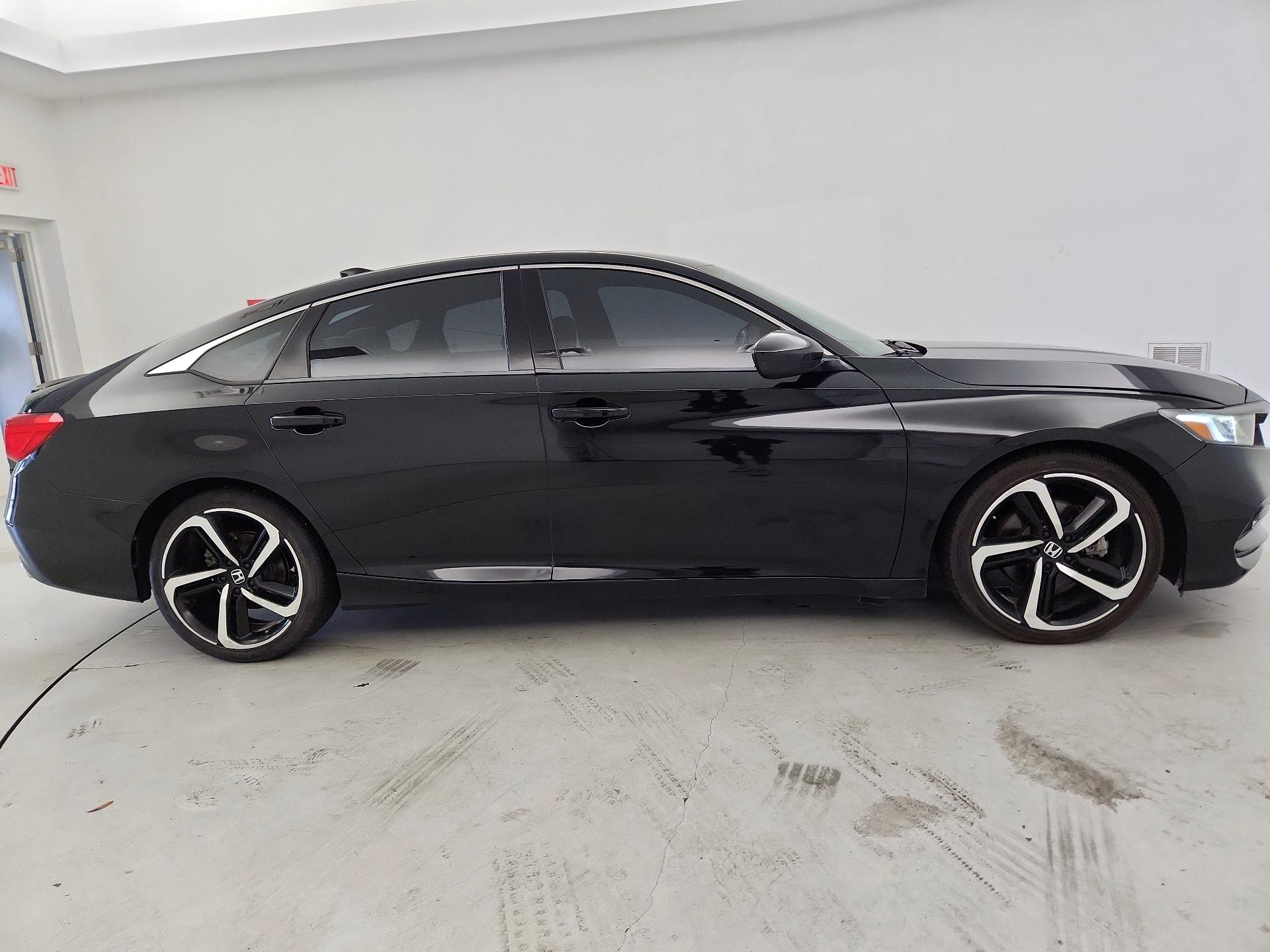 Thumbnail: 2019 Honda Accord - 4