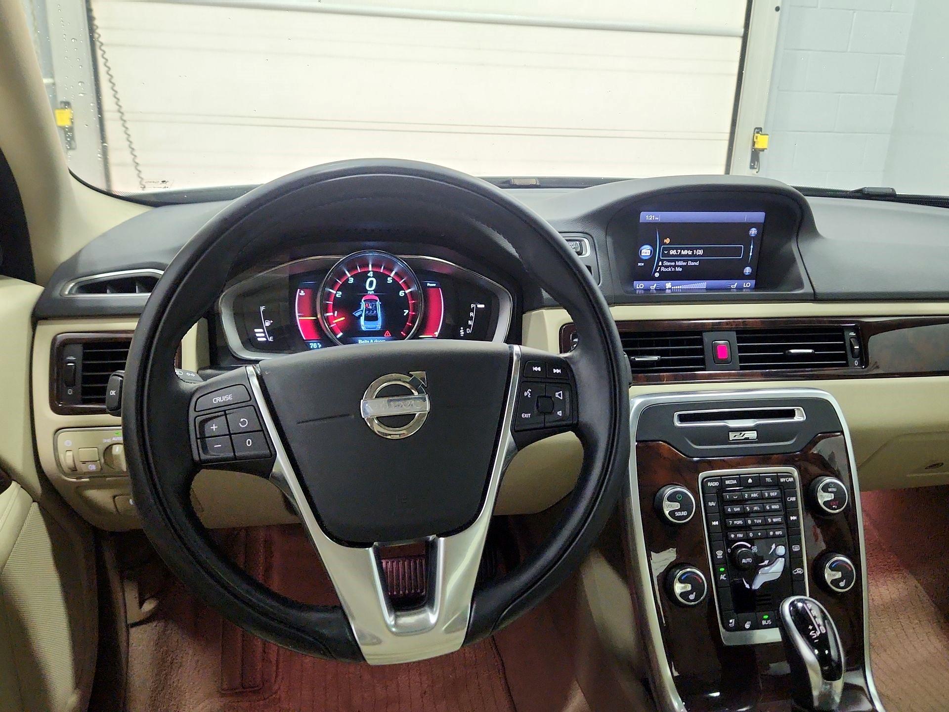 Thumbnail: 2014 Volvo S80 - 10