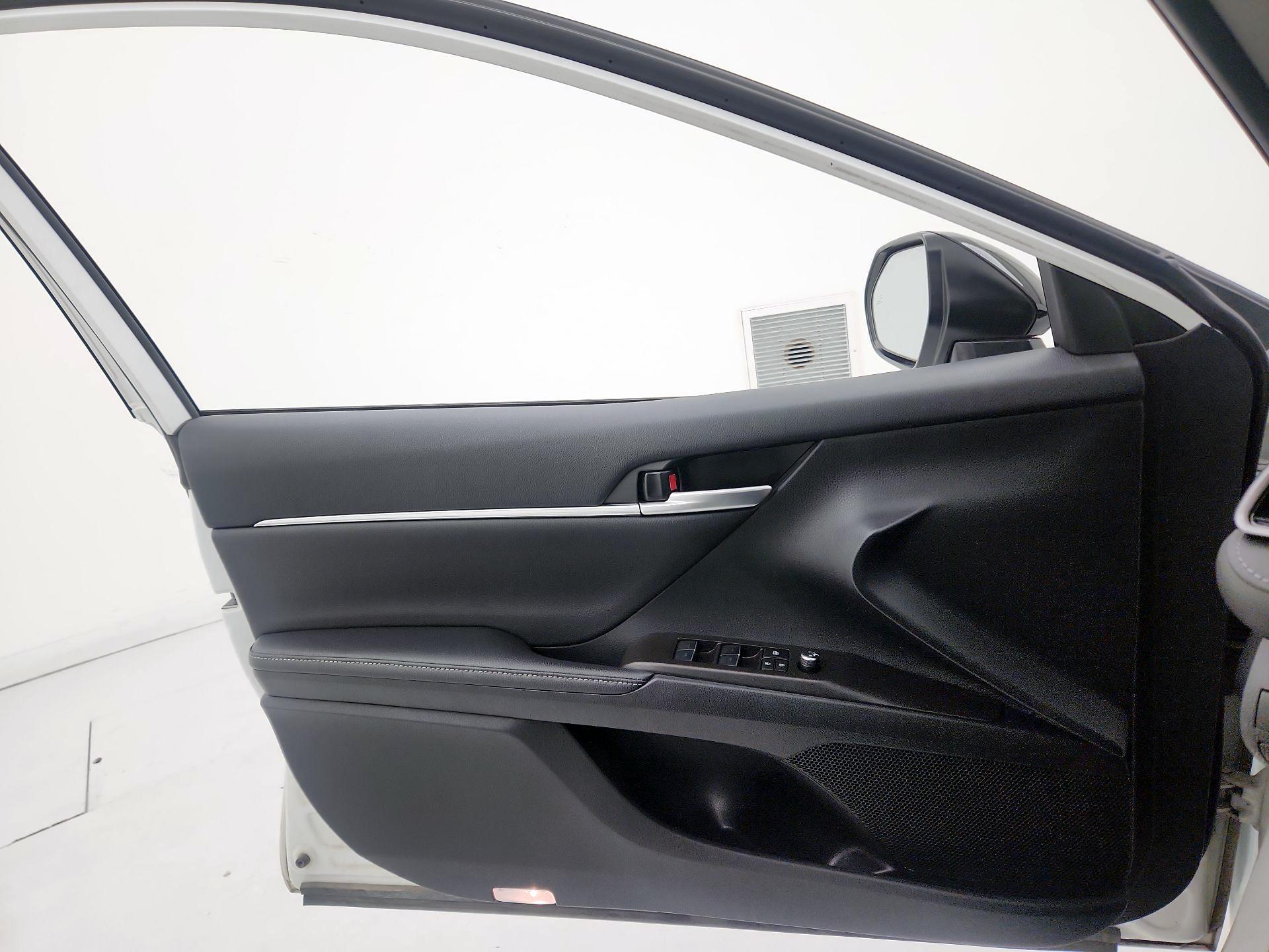 Thumbnail: 2024 Toyota Camry - 12