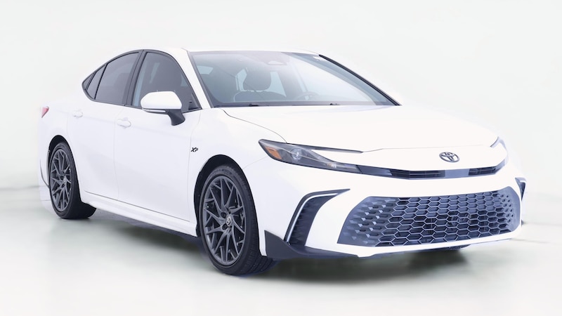 2025 Toyota Camry SE Hero Image
