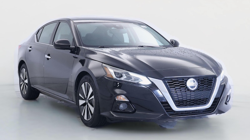 2019 Nissan Altima SL Hero Image