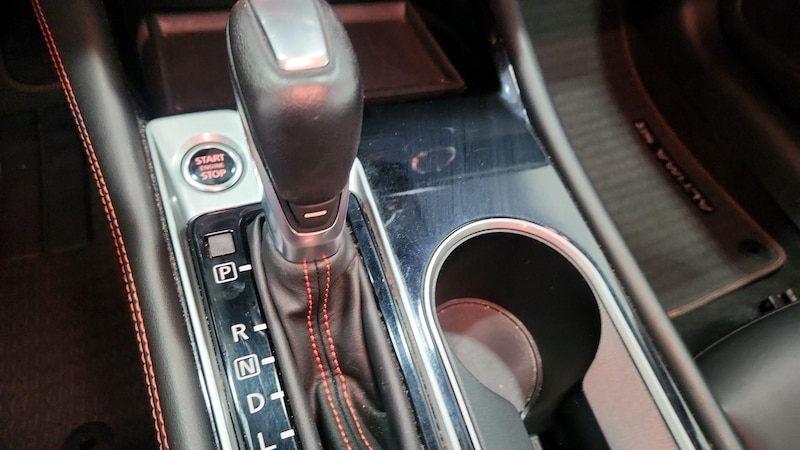 2023 Nissan Altima SR 17