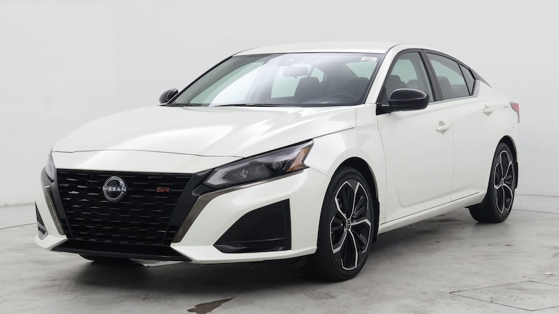 2023 Nissan Altima SR 4