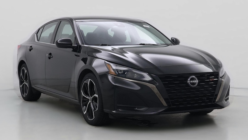2023 Nissan Altima SR Hero Image