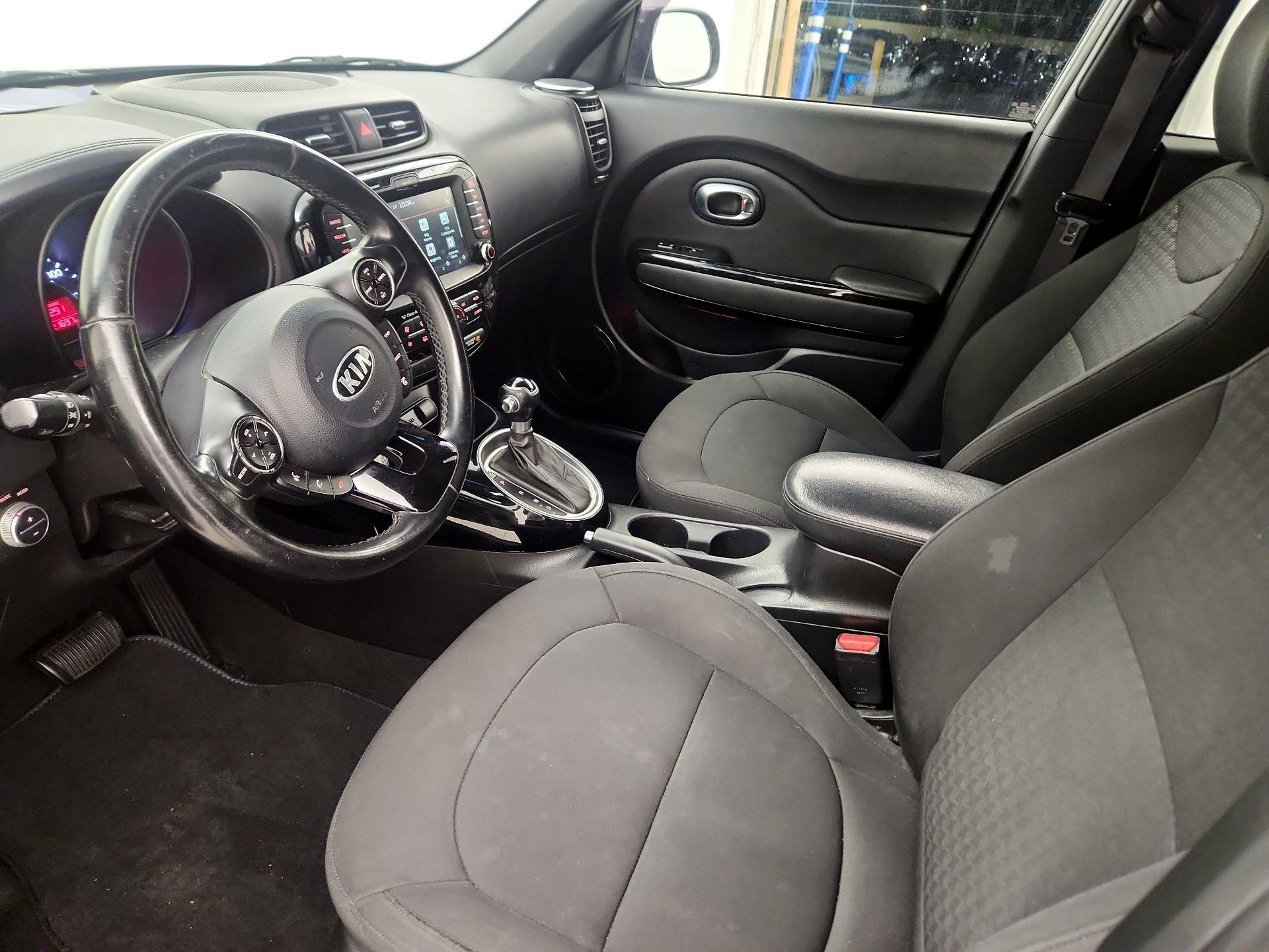 Thumbnail: 2014 Kia Soul - 11