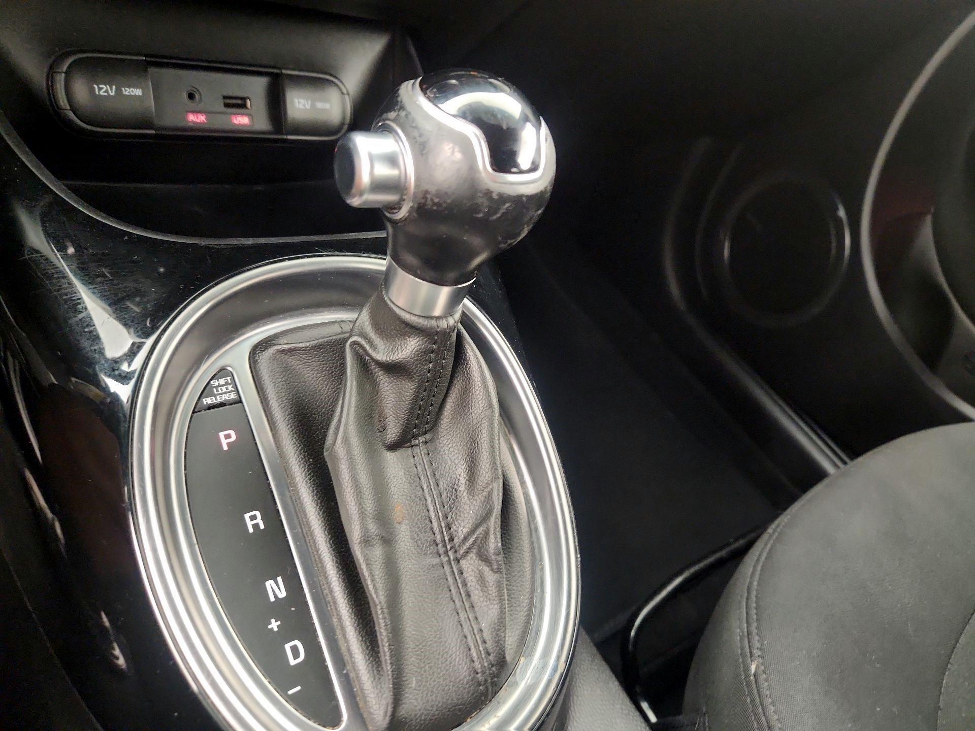 Thumbnail: 2014 Kia Soul - 18