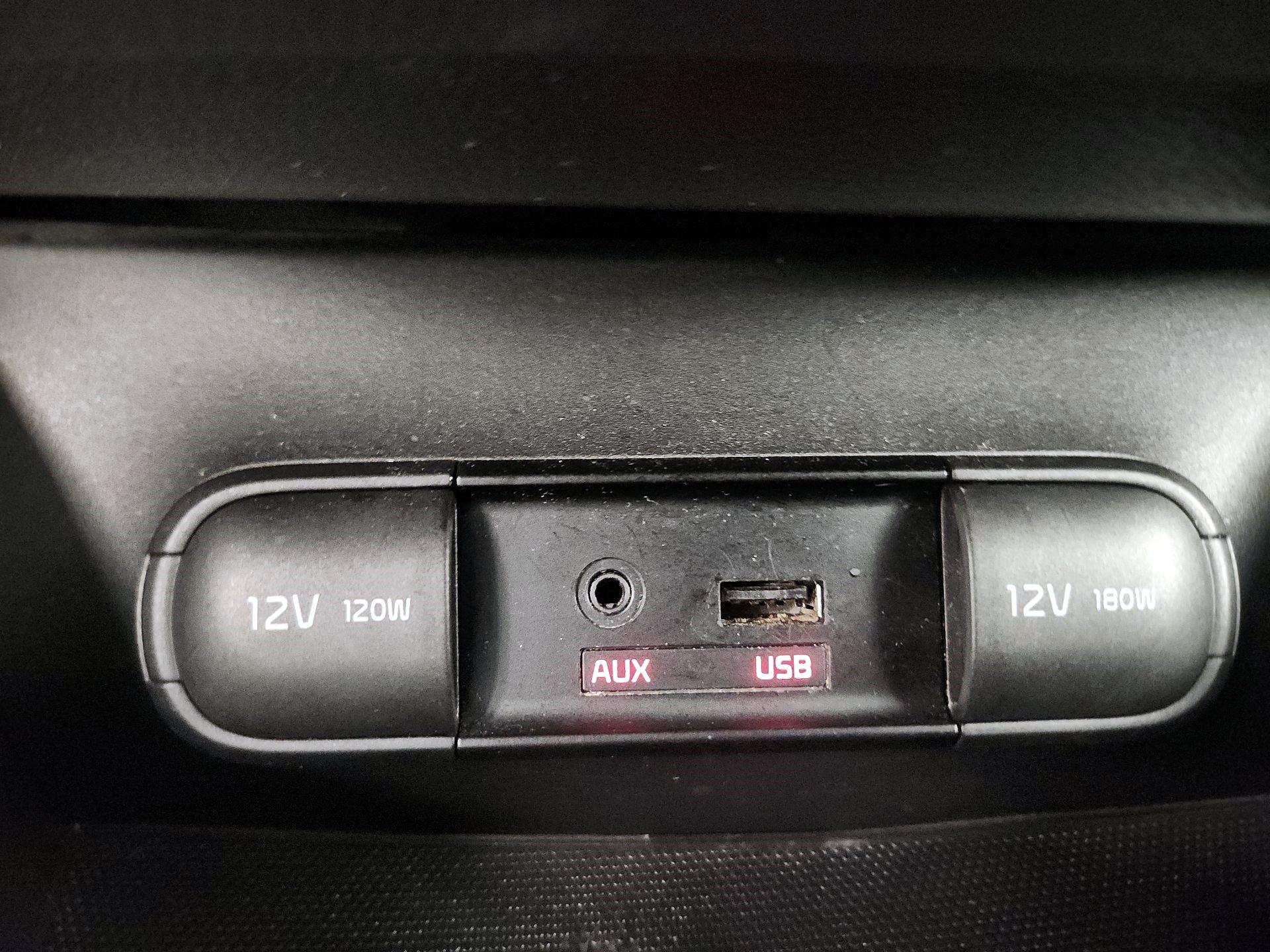 Thumbnail: 2014 Kia Soul - 19