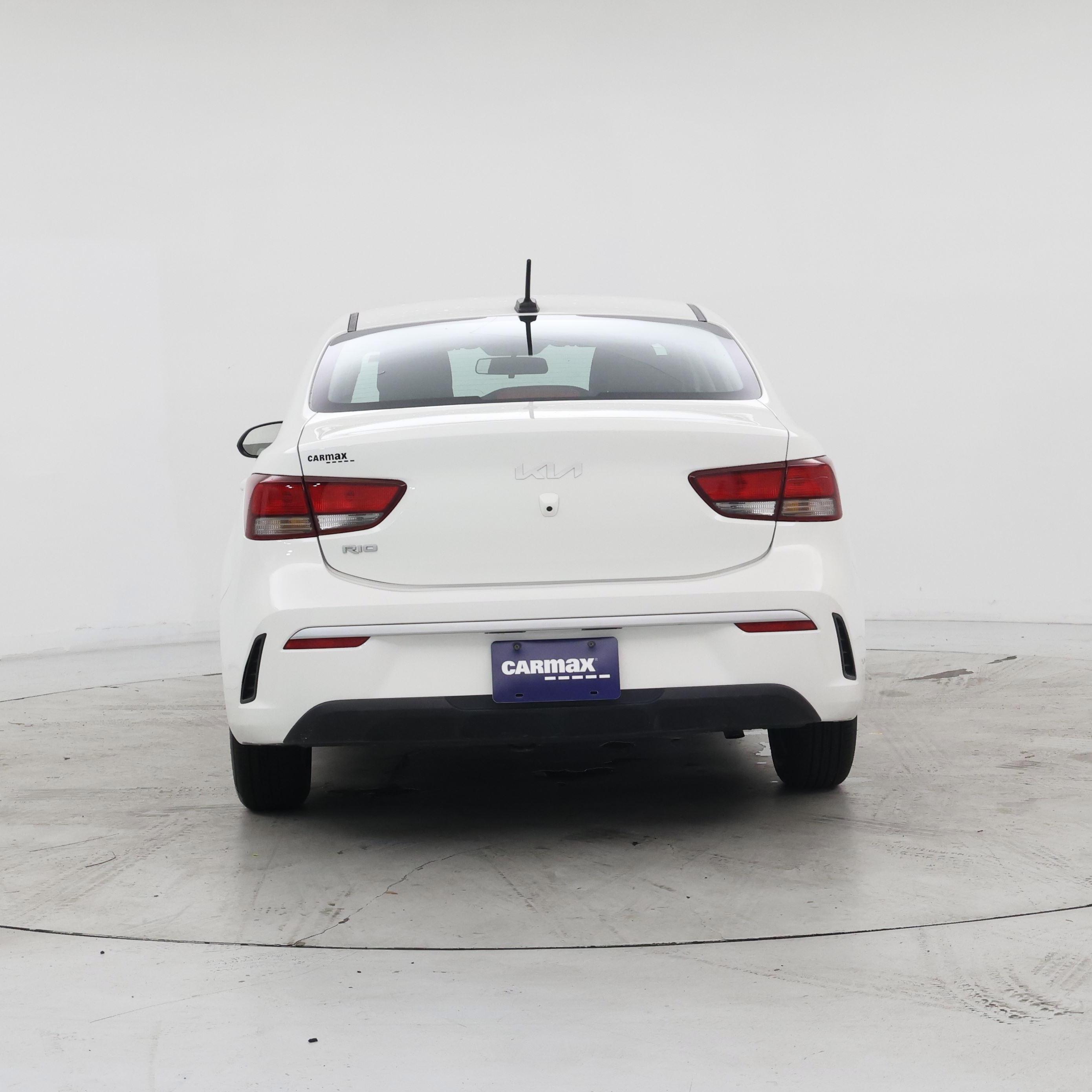 Thumbnail: 2022 Kia Rio - 6