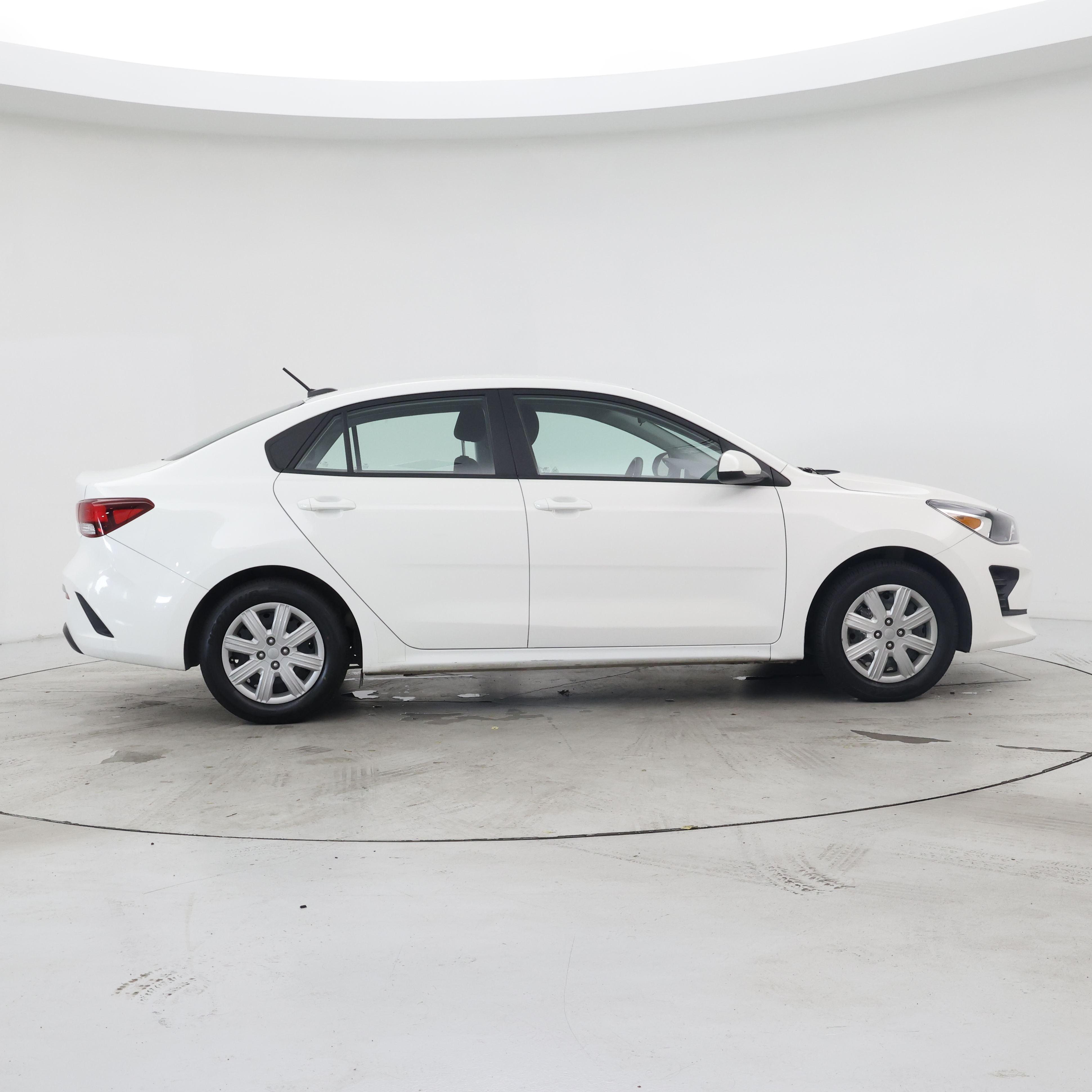 Thumbnail: 2022 Kia Rio - 7