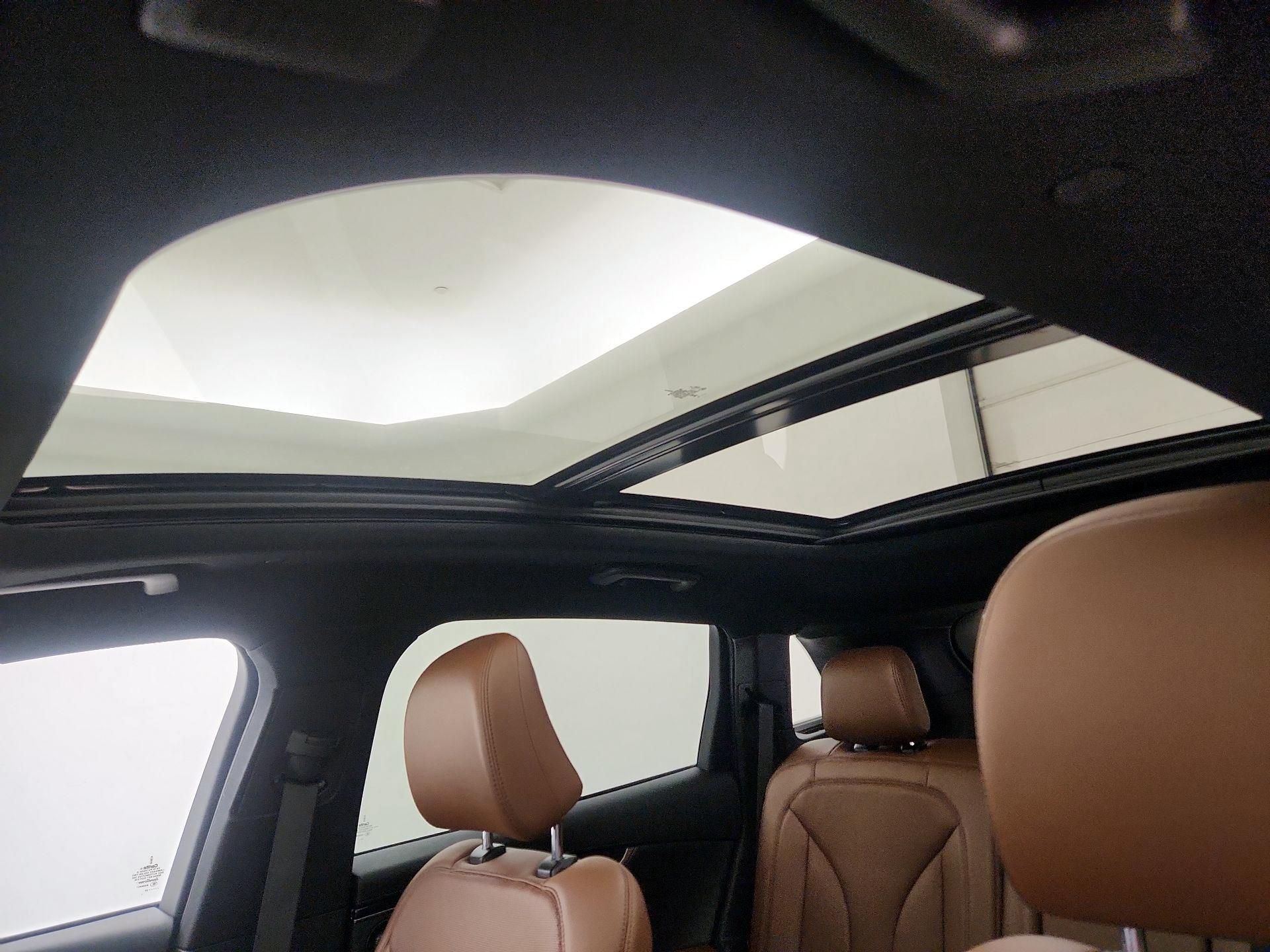 Thumbnail: 2023 Lincoln Nautilus - 20