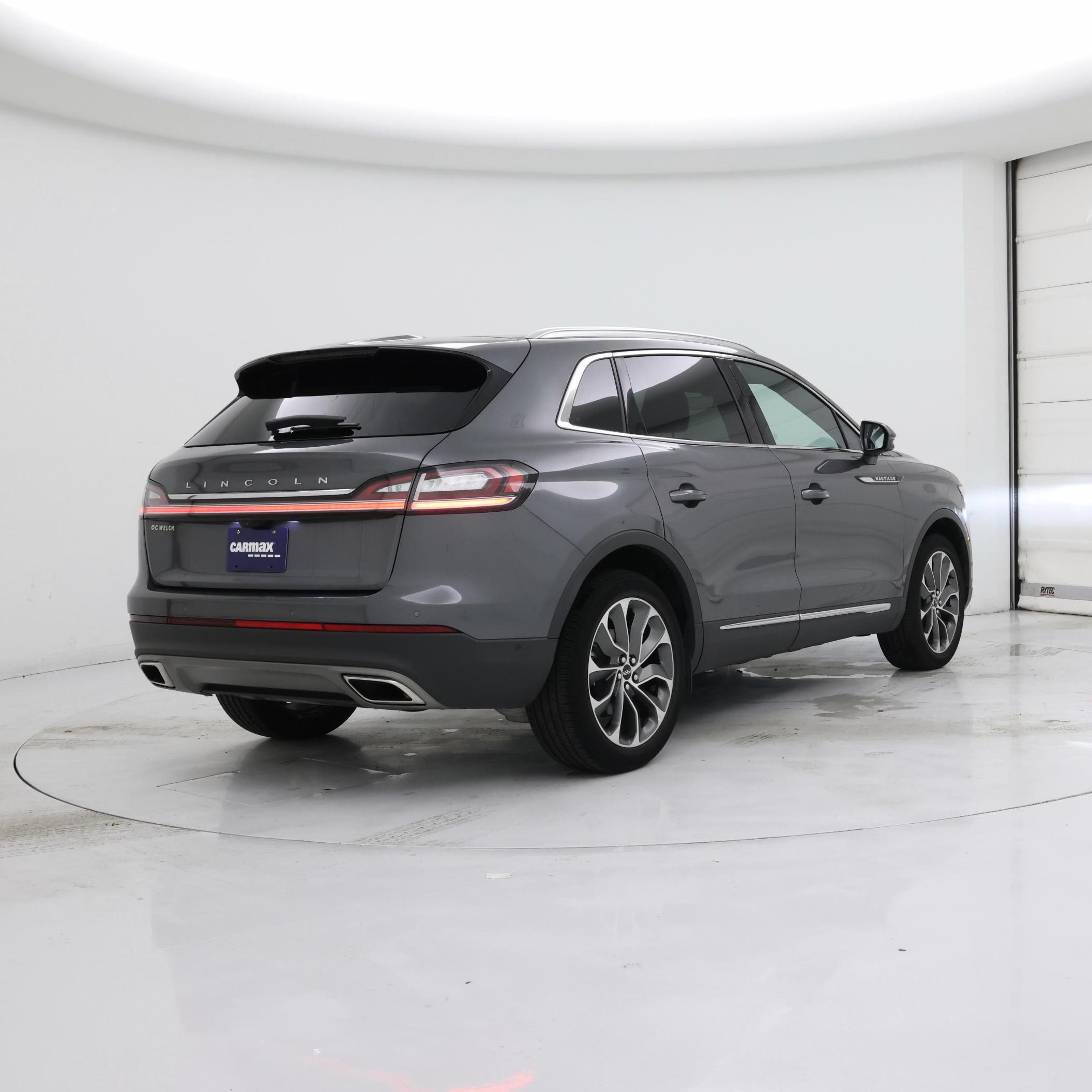 Thumbnail: 2023 Lincoln Nautilus - 8