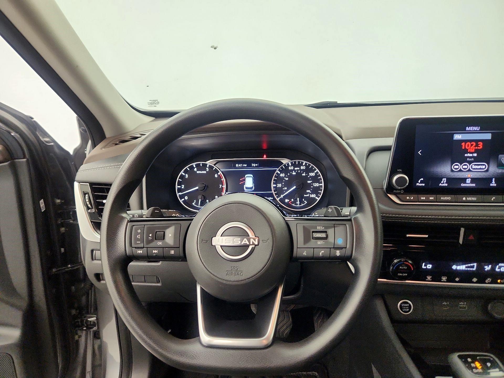 Thumbnail: 2023 Nissan Rogue - 10