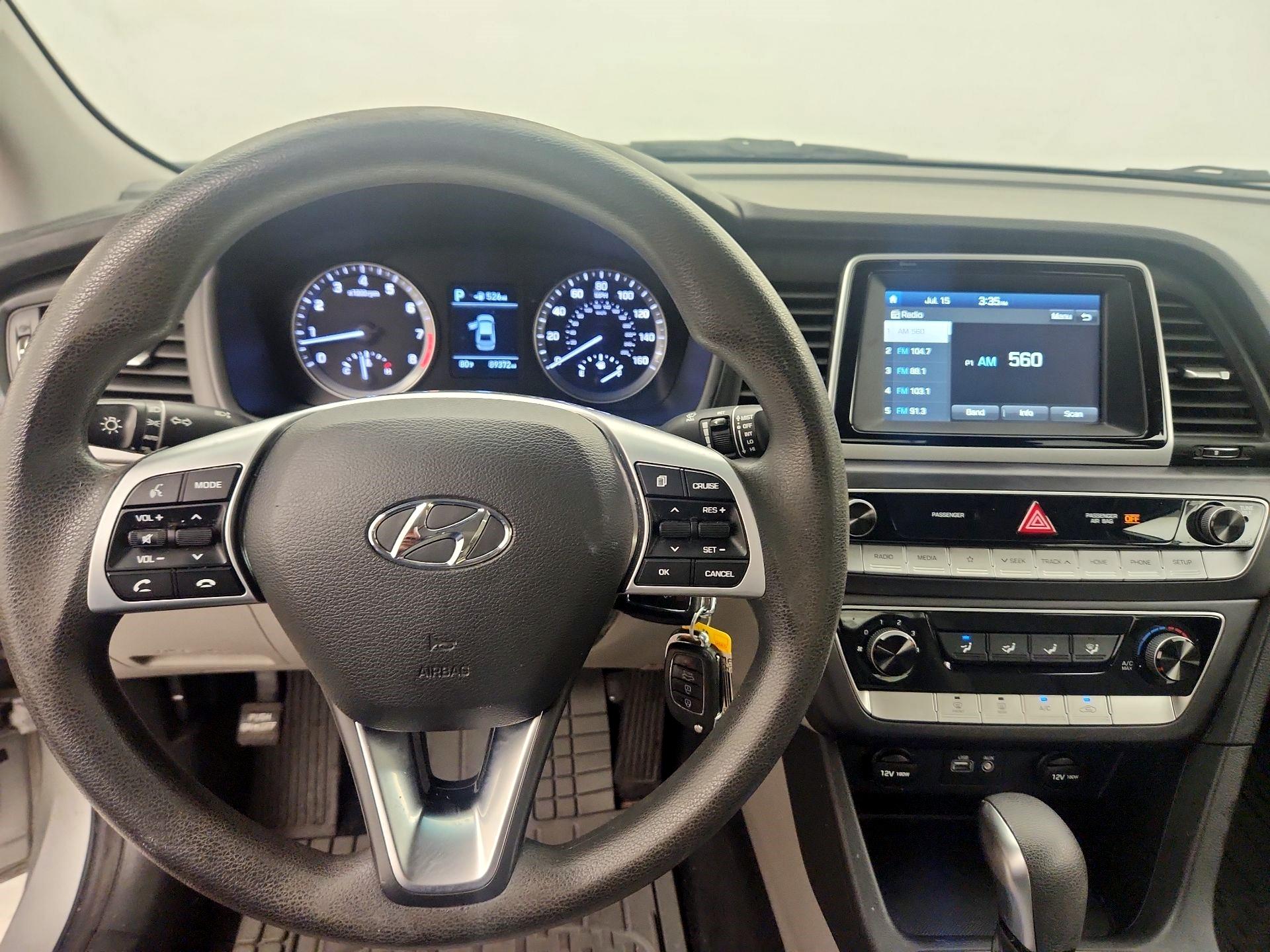 Thumbnail: 2019 Hyundai Sonata - 9