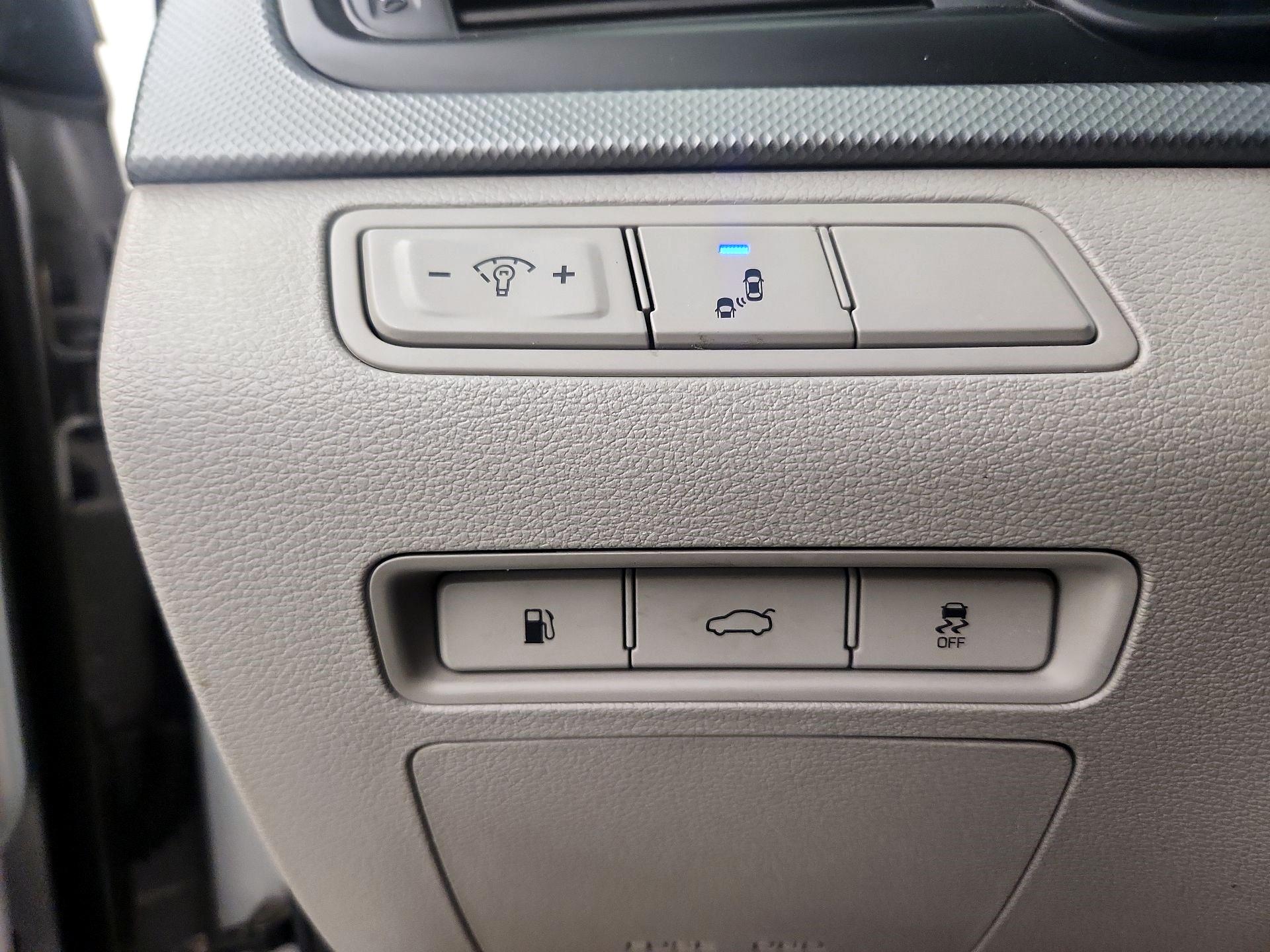 Thumbnail: 2019 Hyundai Sonata - 14