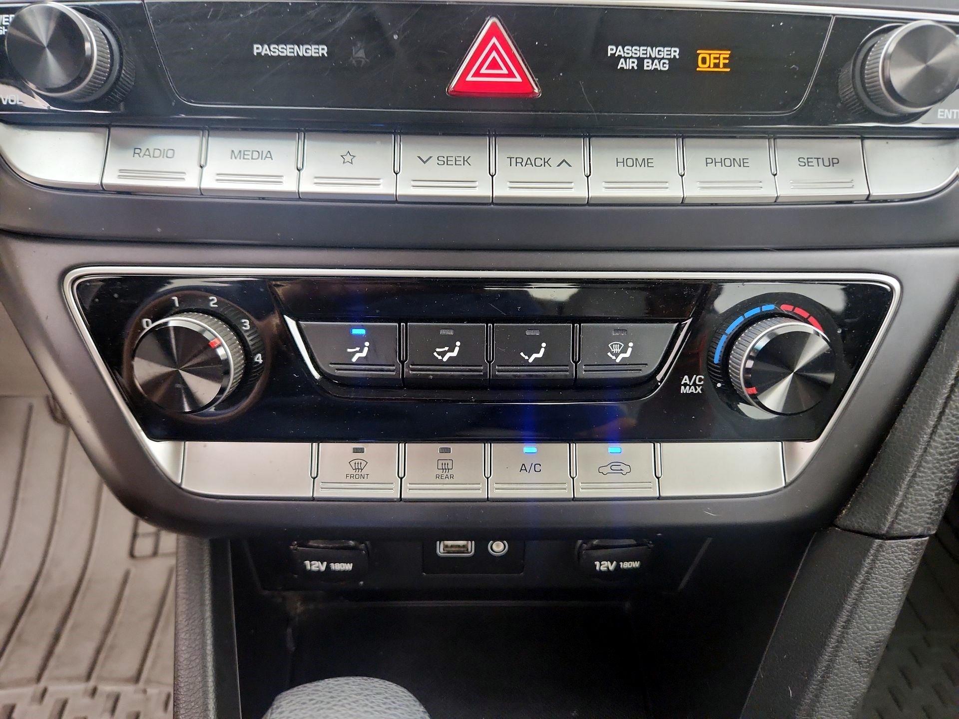 Thumbnail: 2019 Hyundai Sonata - 17