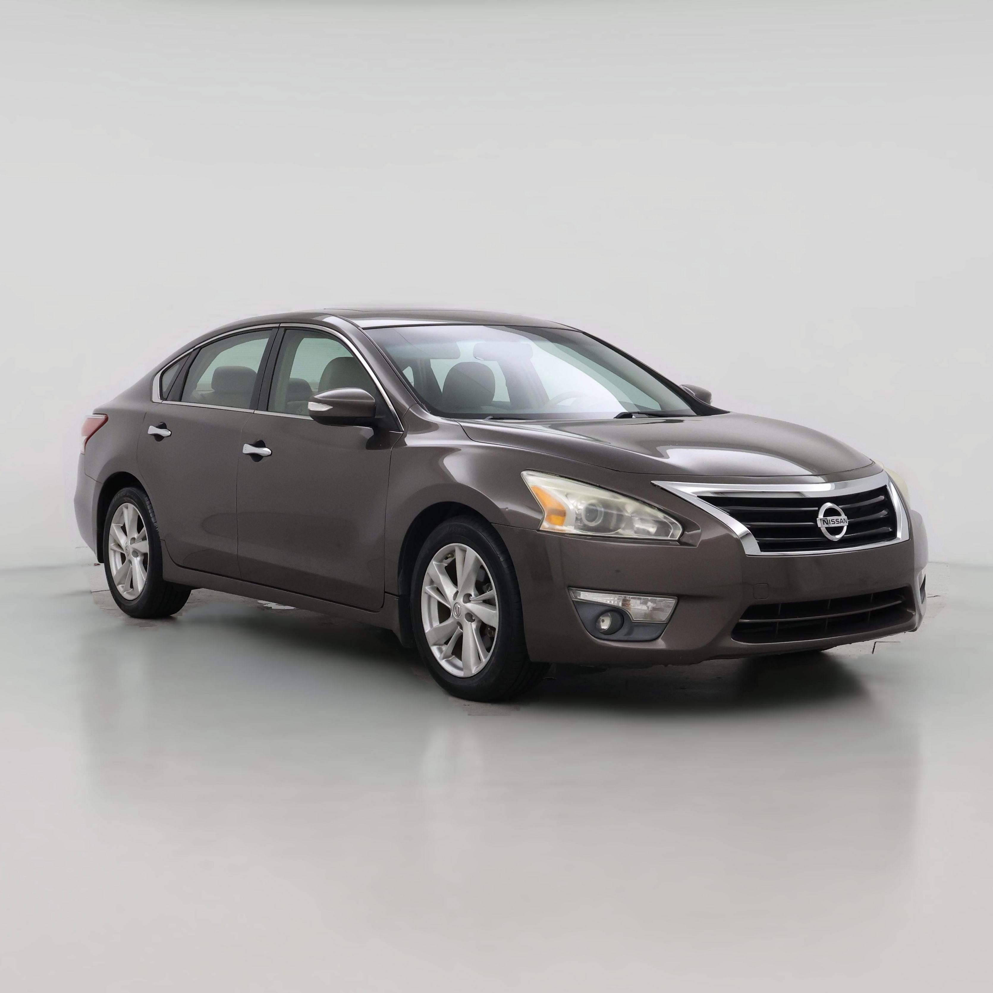 Thumbnail: 2013 Nissan Altima - 1
