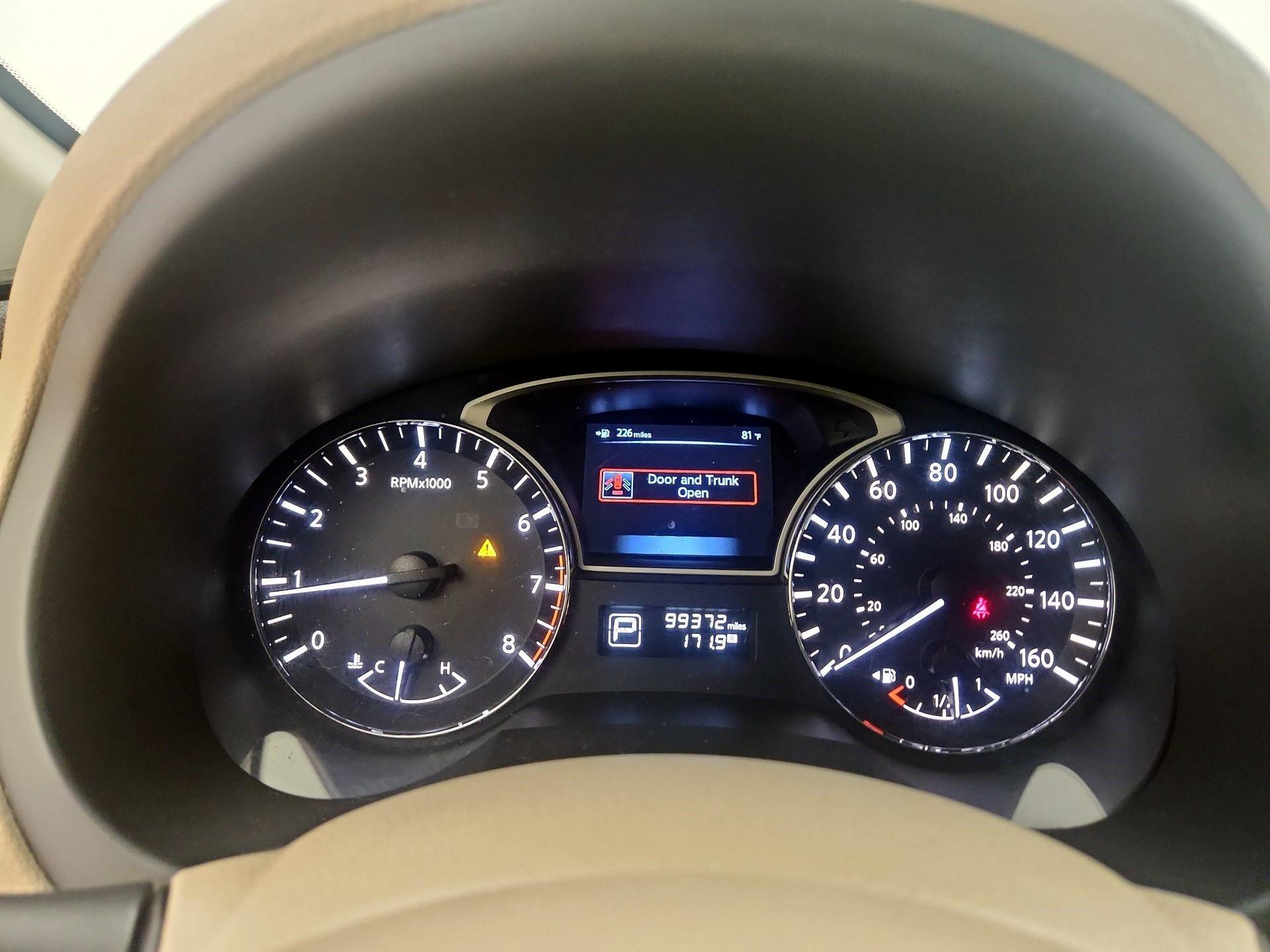 Thumbnail: 2013 Nissan Altima - 10