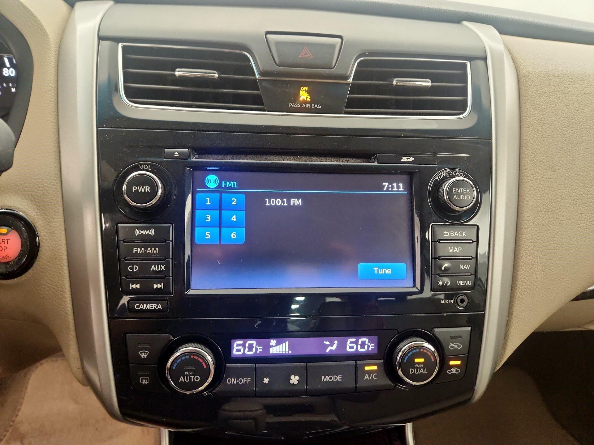 Thumbnail: 2013 Nissan Altima - 15