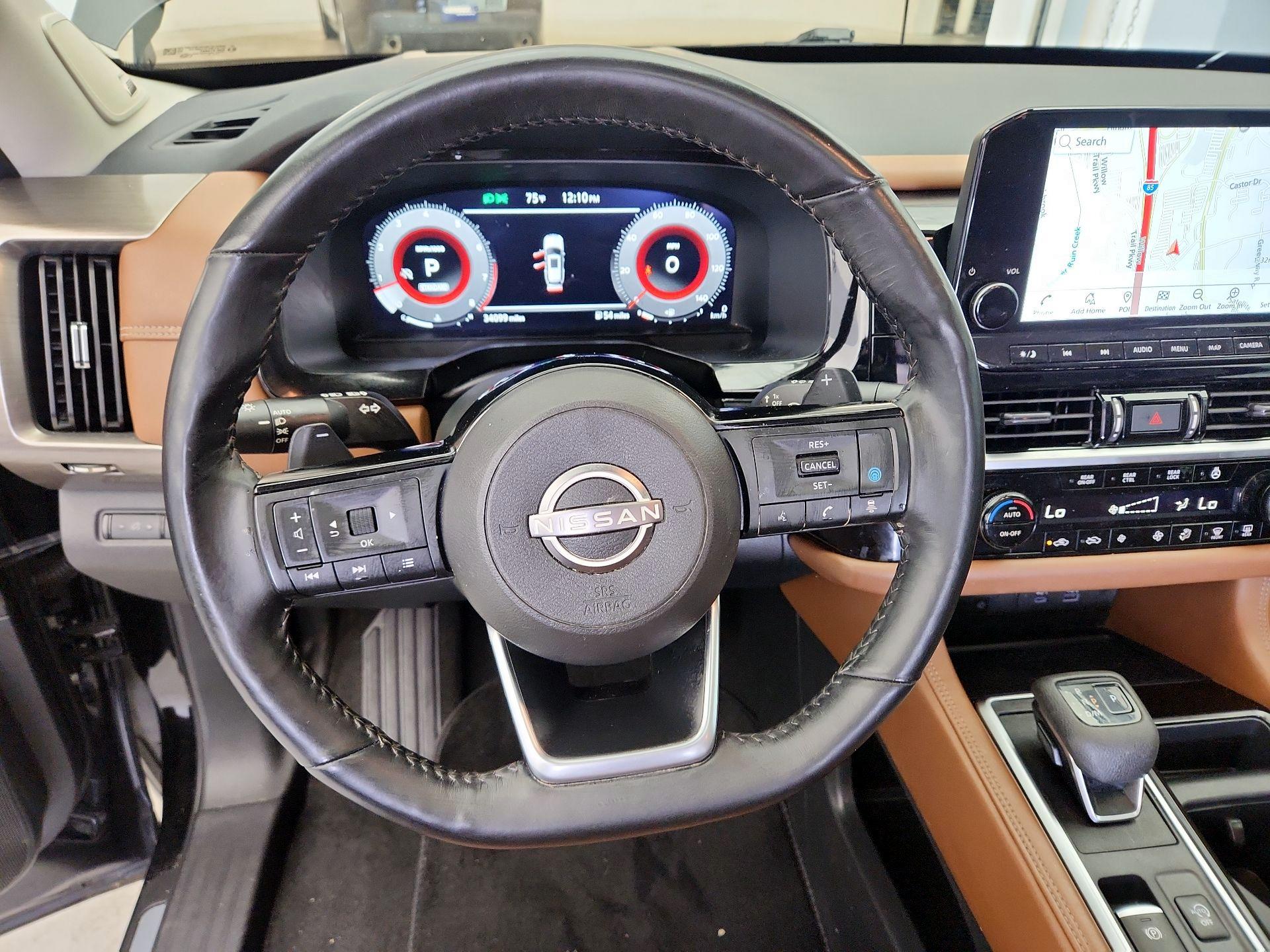 Thumbnail: 2023 Nissan Pathfinder - 10
