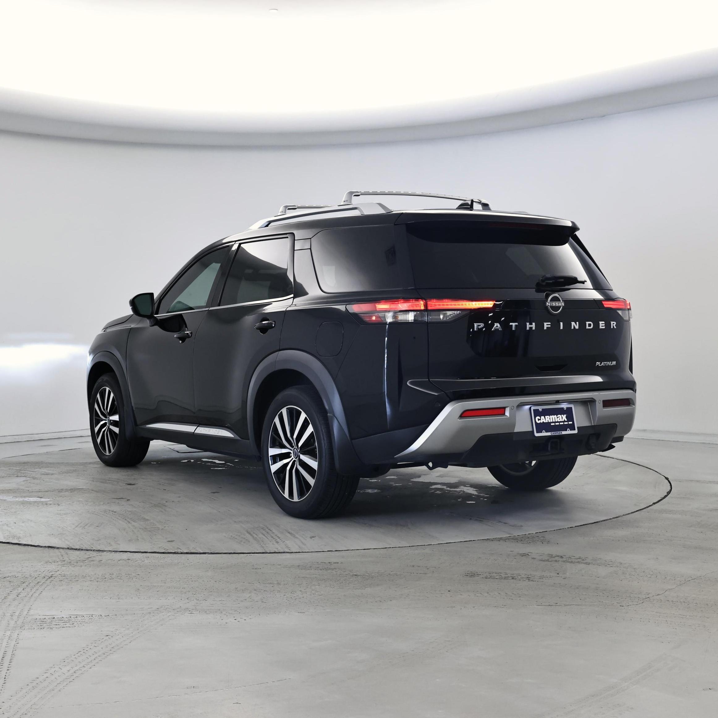 Thumbnail: 2023 Nissan Pathfinder - 2