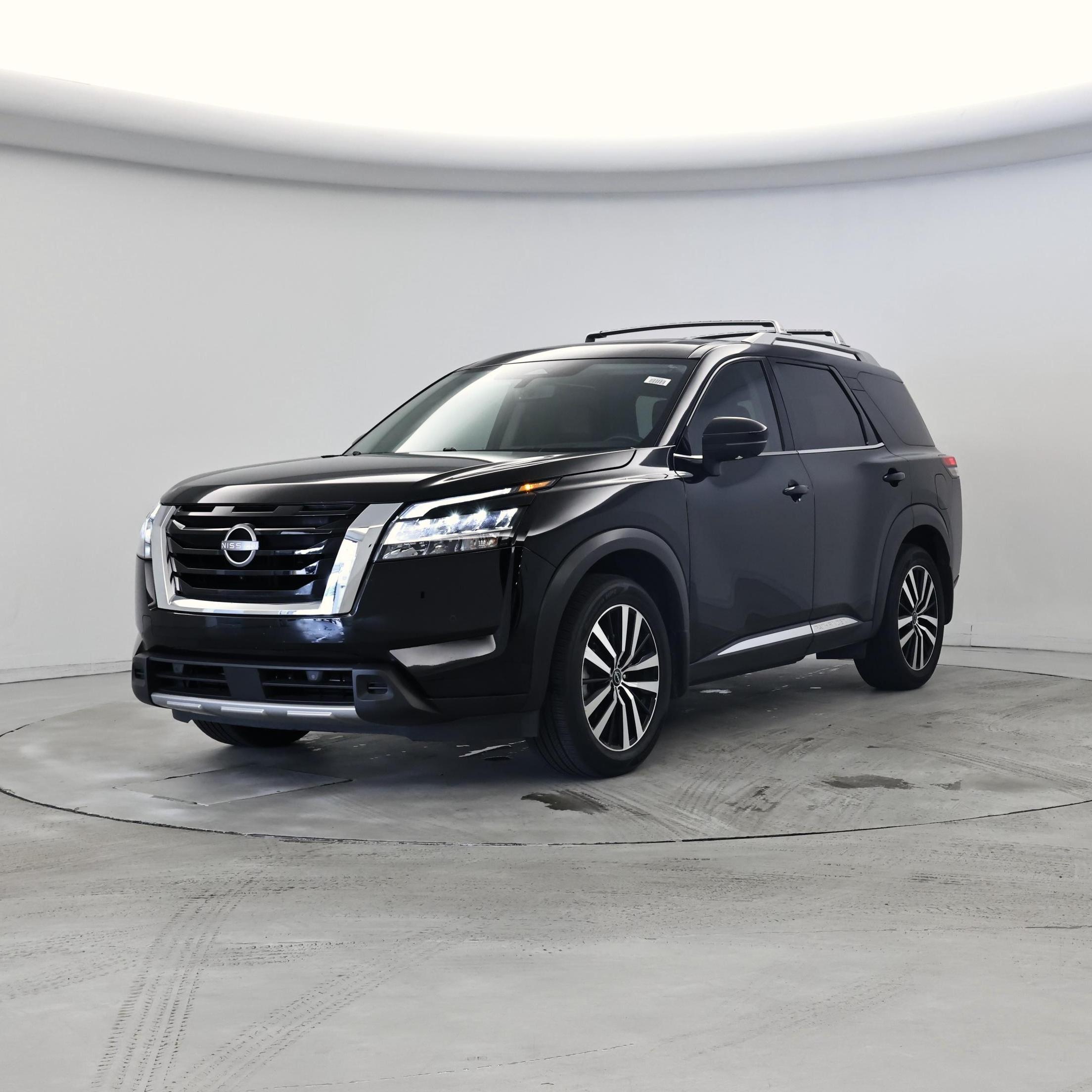 Thumbnail: 2023 Nissan Pathfinder - 4