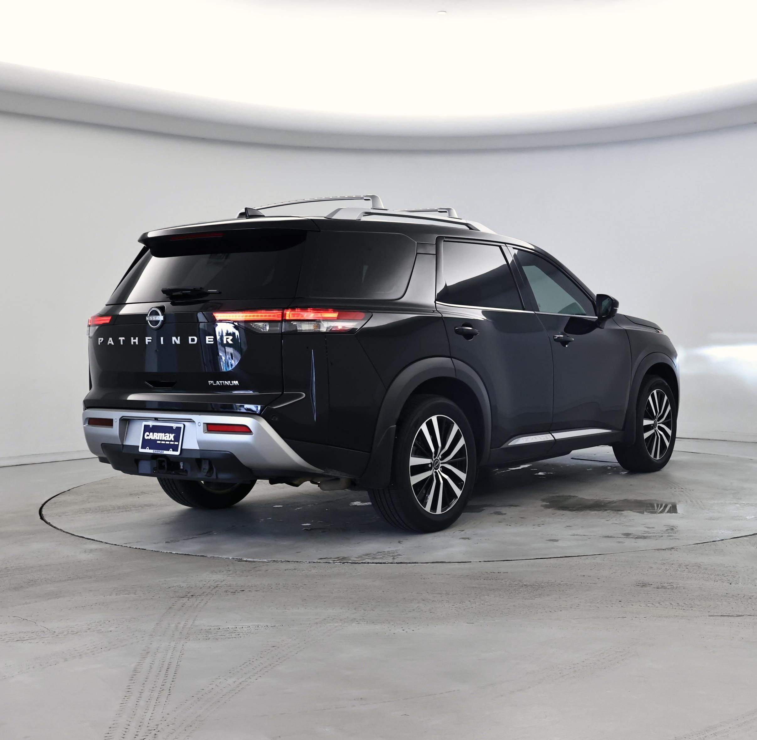 Thumbnail: 2023 Nissan Pathfinder - 8