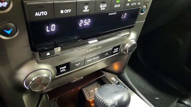 2014 Lexus GX 460 16