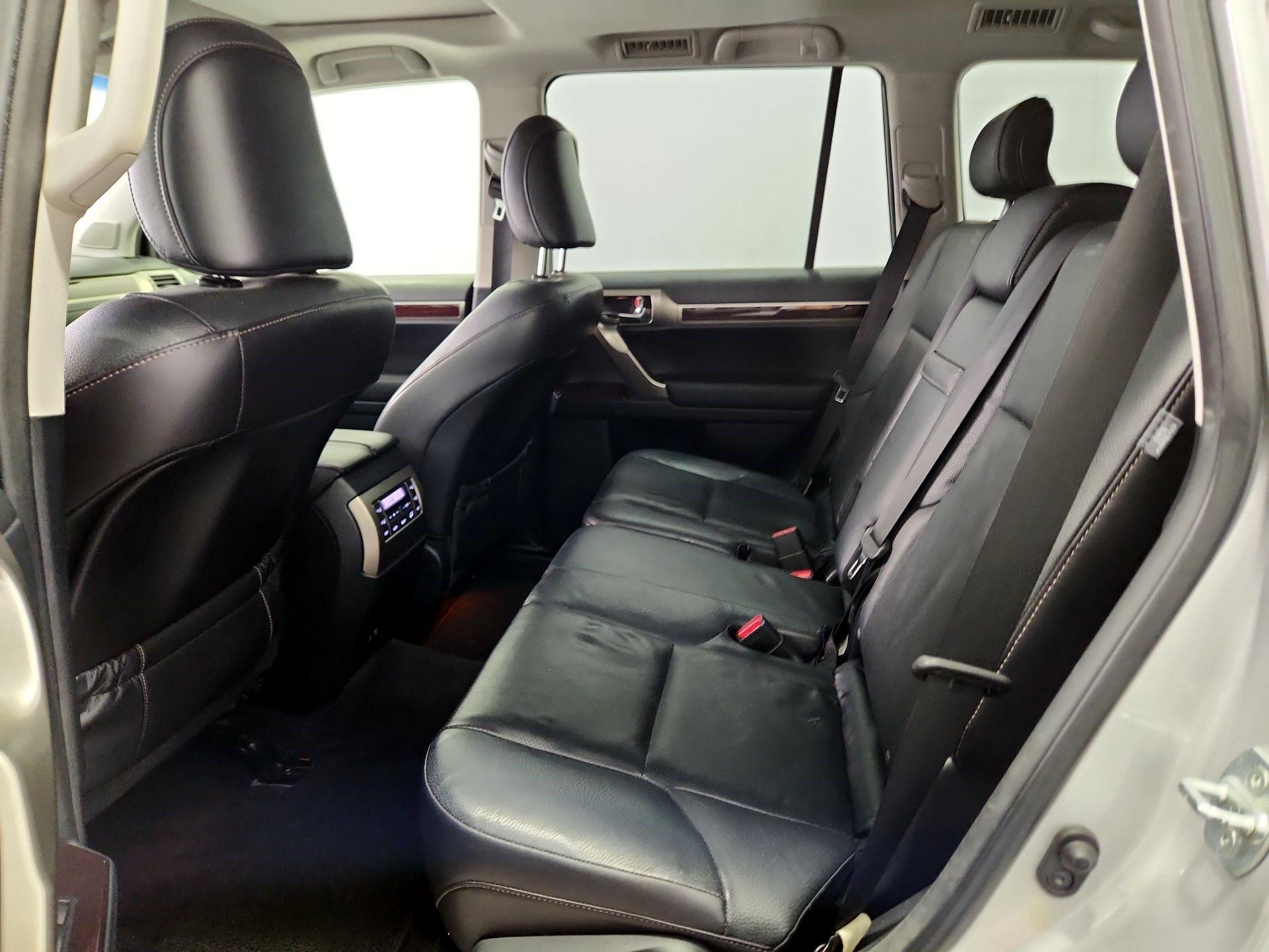 Thumbnail: 2014 Lexus GX - 19