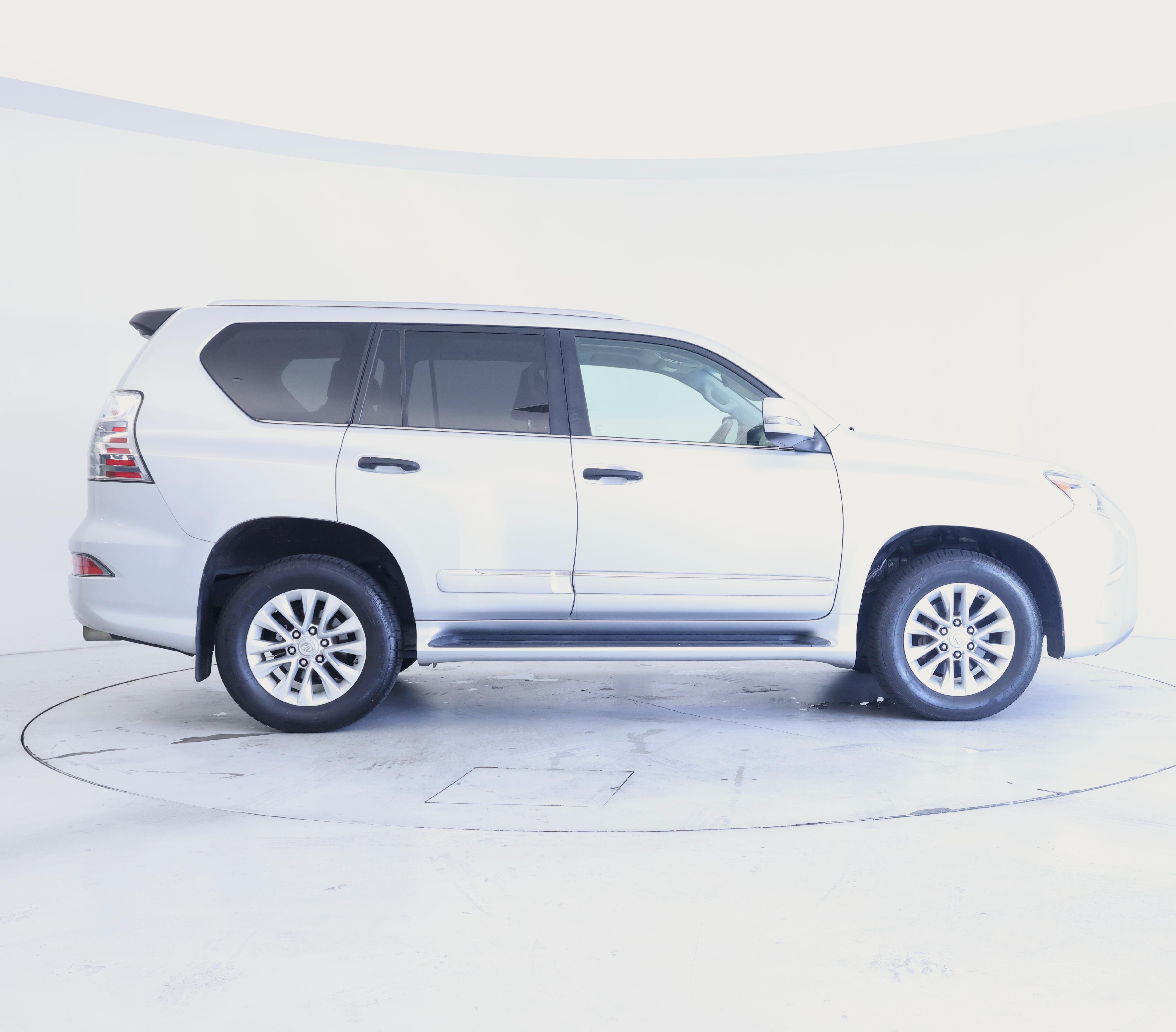 Thumbnail: 2014 Lexus GX - 7