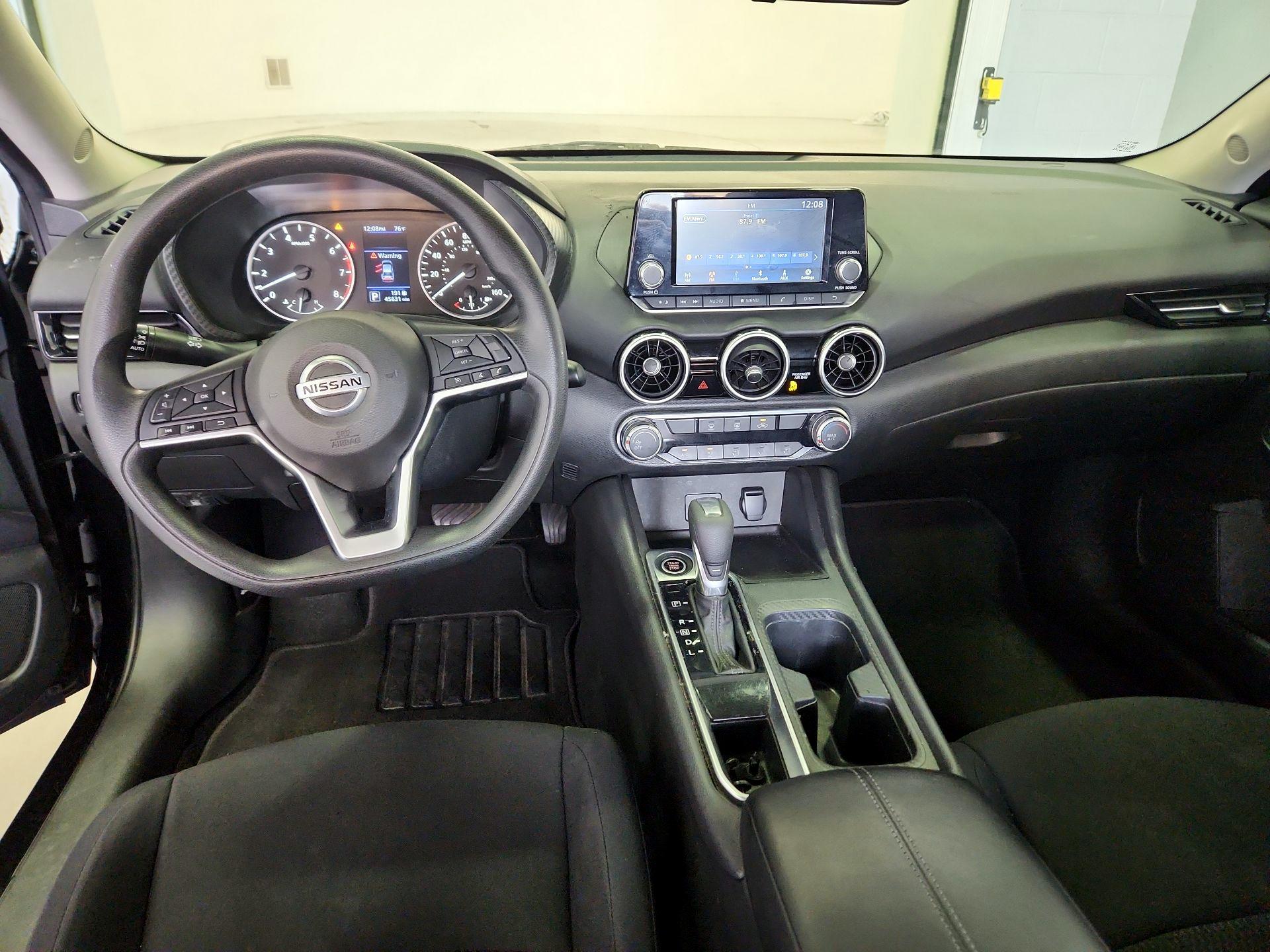 Thumbnail: 2020 Nissan Sentra - 9