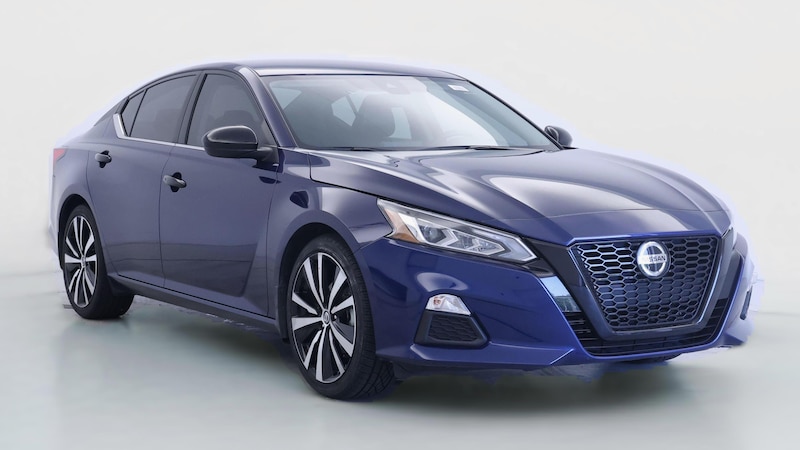 2022 Nissan Altima SR Hero Image