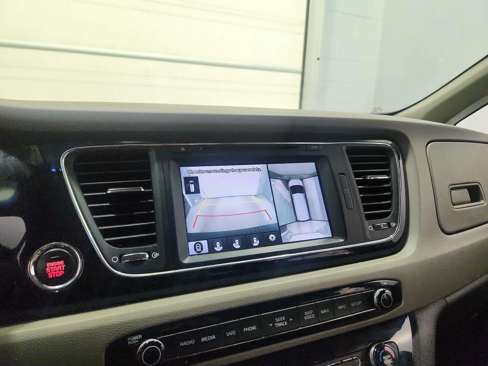 Thumbnail: 2018 Kia Sedona - 15