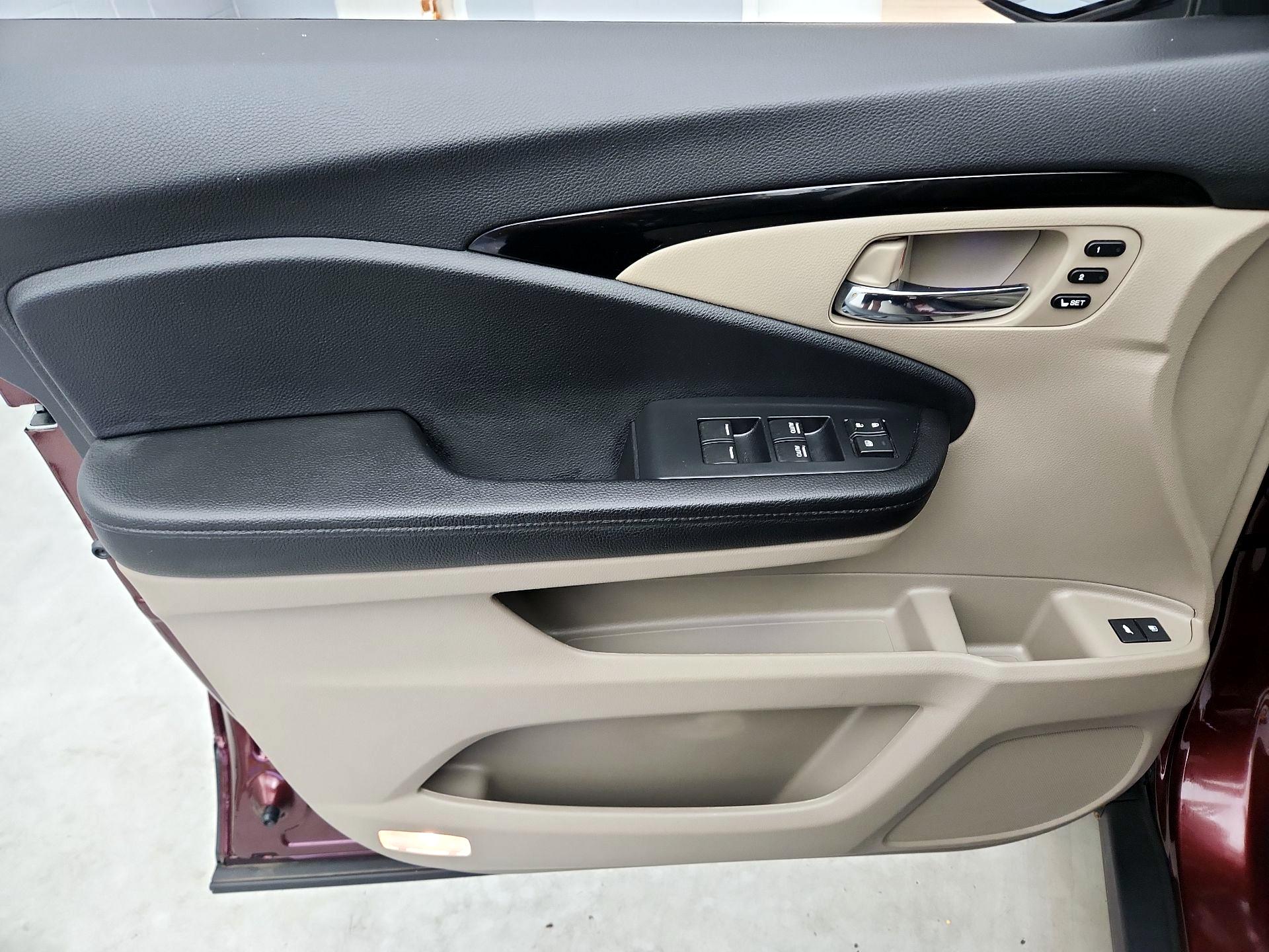 Thumbnail: 2022 Honda Pilot - 12