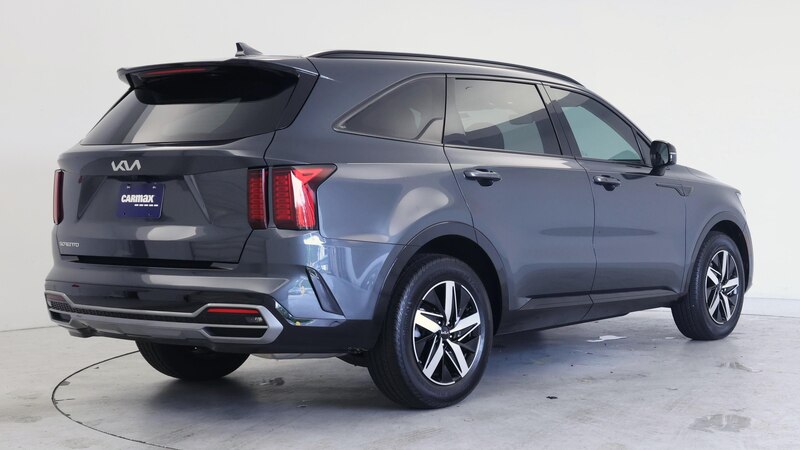 2023 Kia Sorento S 8