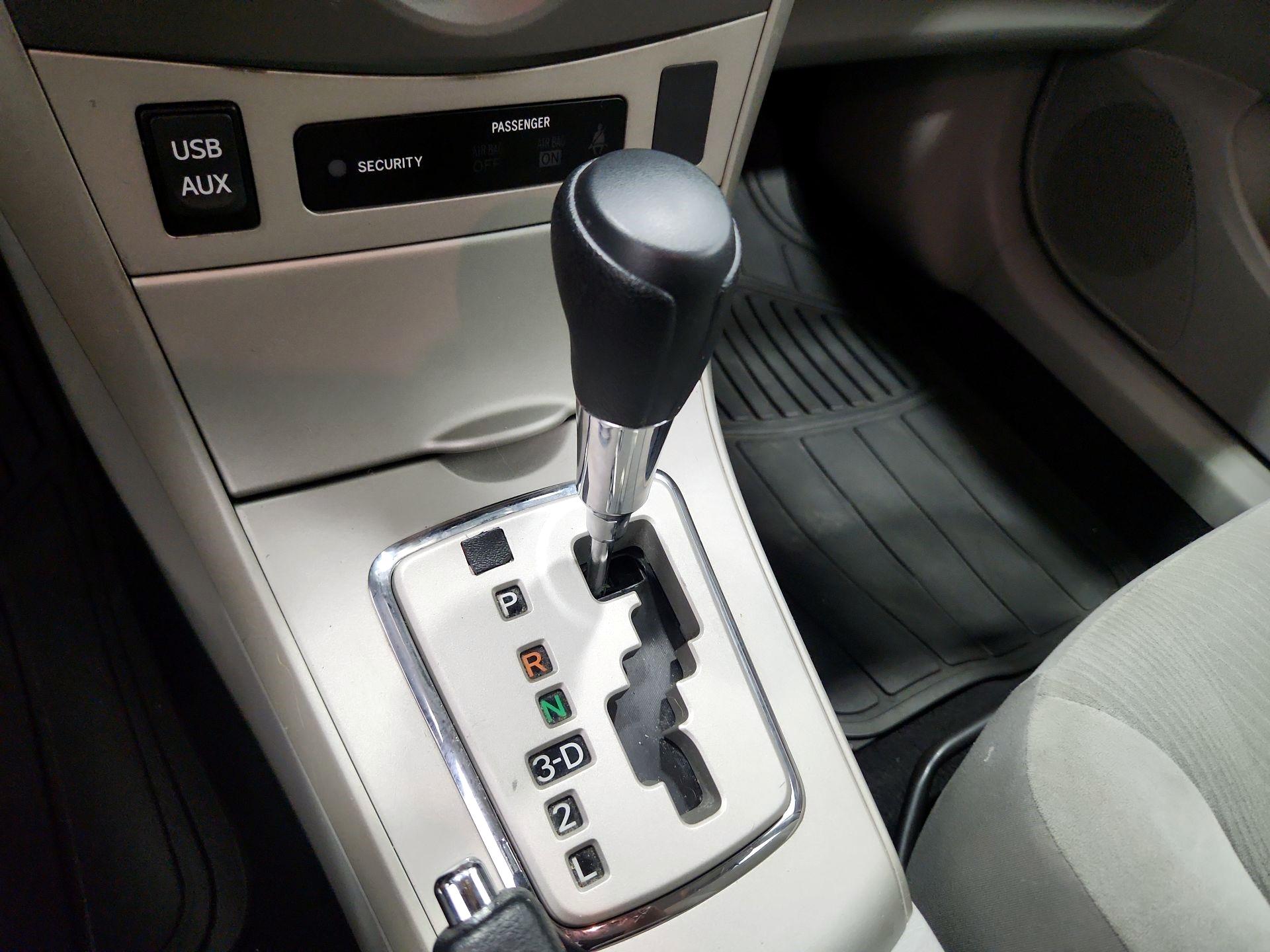 Thumbnail: 2013 Toyota Corolla - 16