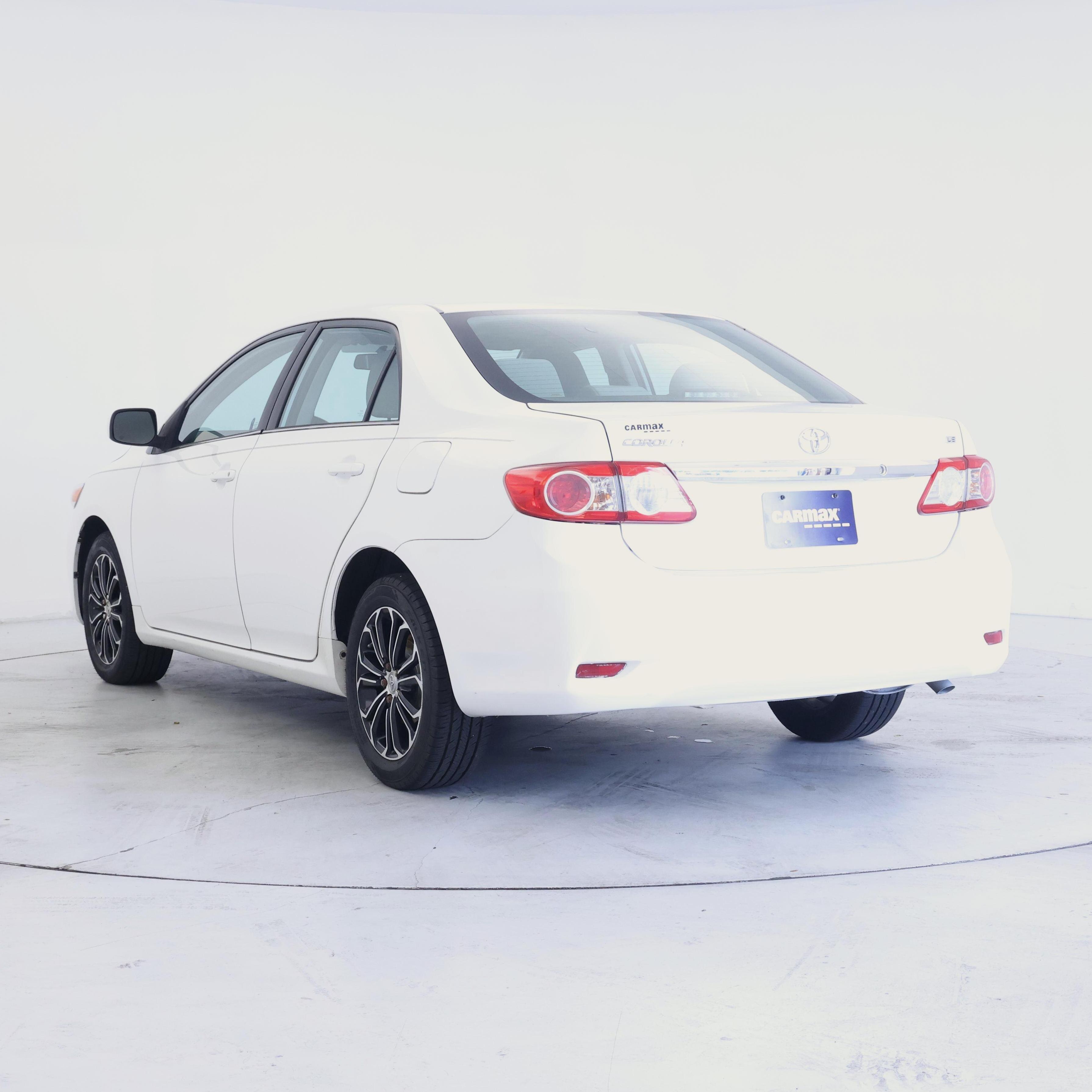 Thumbnail: 2013 Toyota Corolla - 2