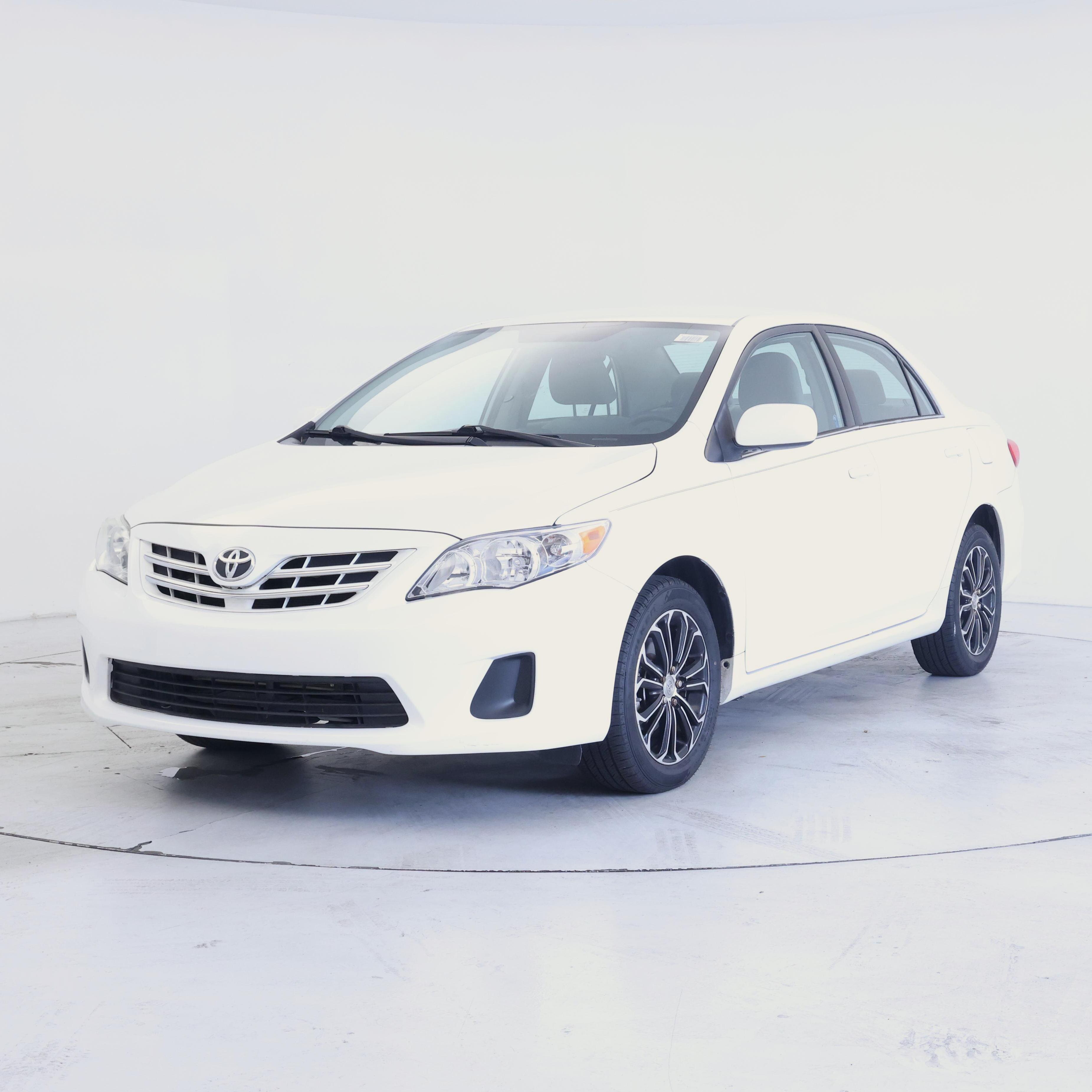 Thumbnail: 2013 Toyota Corolla - 4