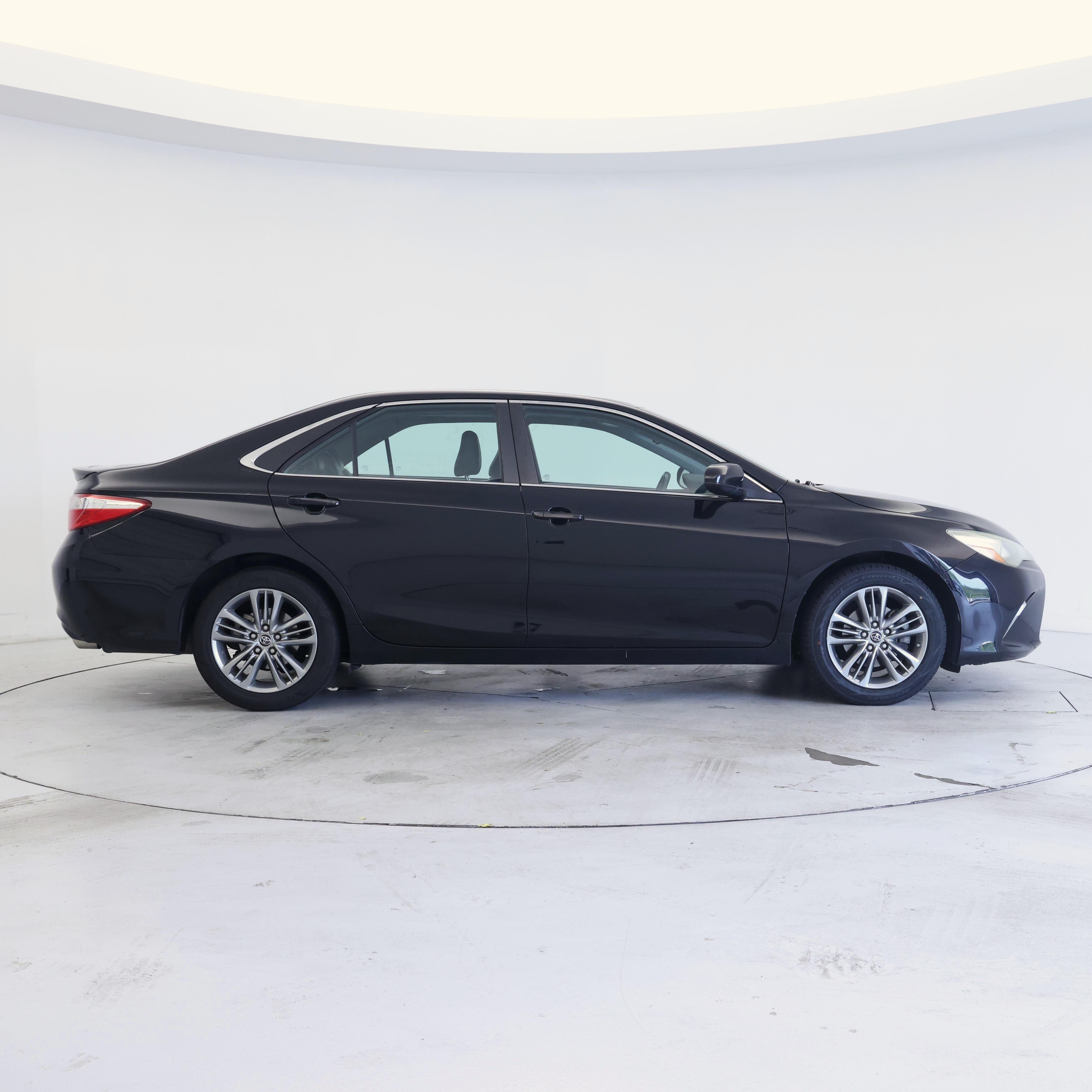 Thumbnail: 2015 Toyota Camry - 7