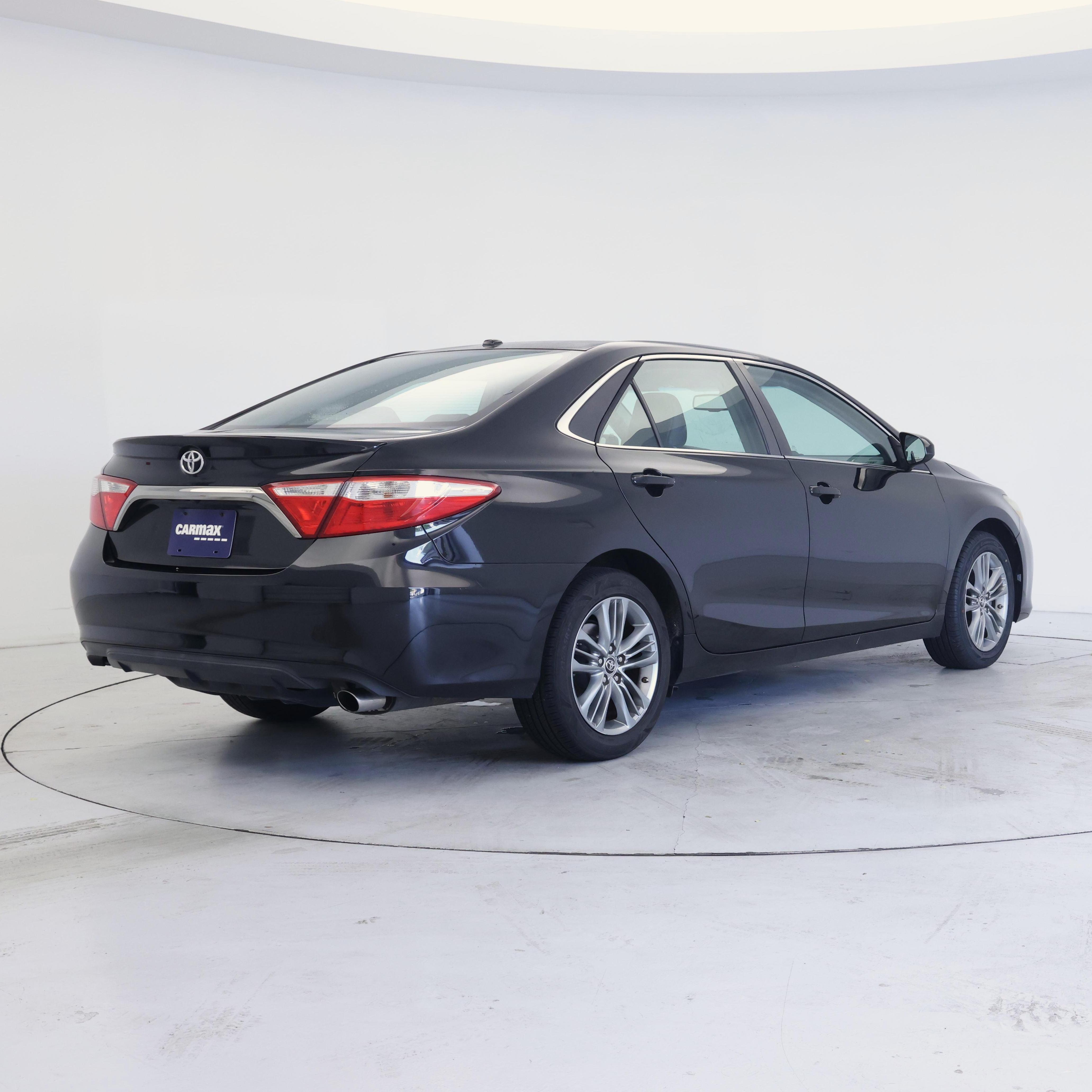 Thumbnail: 2015 Toyota Camry - 8
