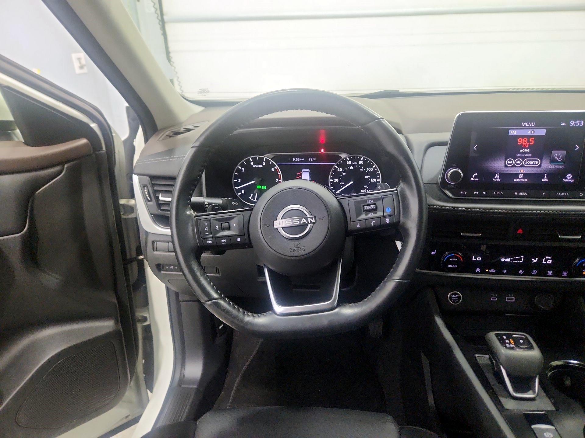 Thumbnail: 2023 Nissan Rogue - 10