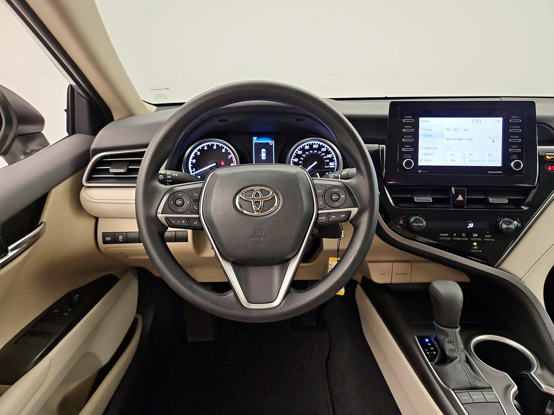 Thumbnail: 2022 Toyota Camry - 10