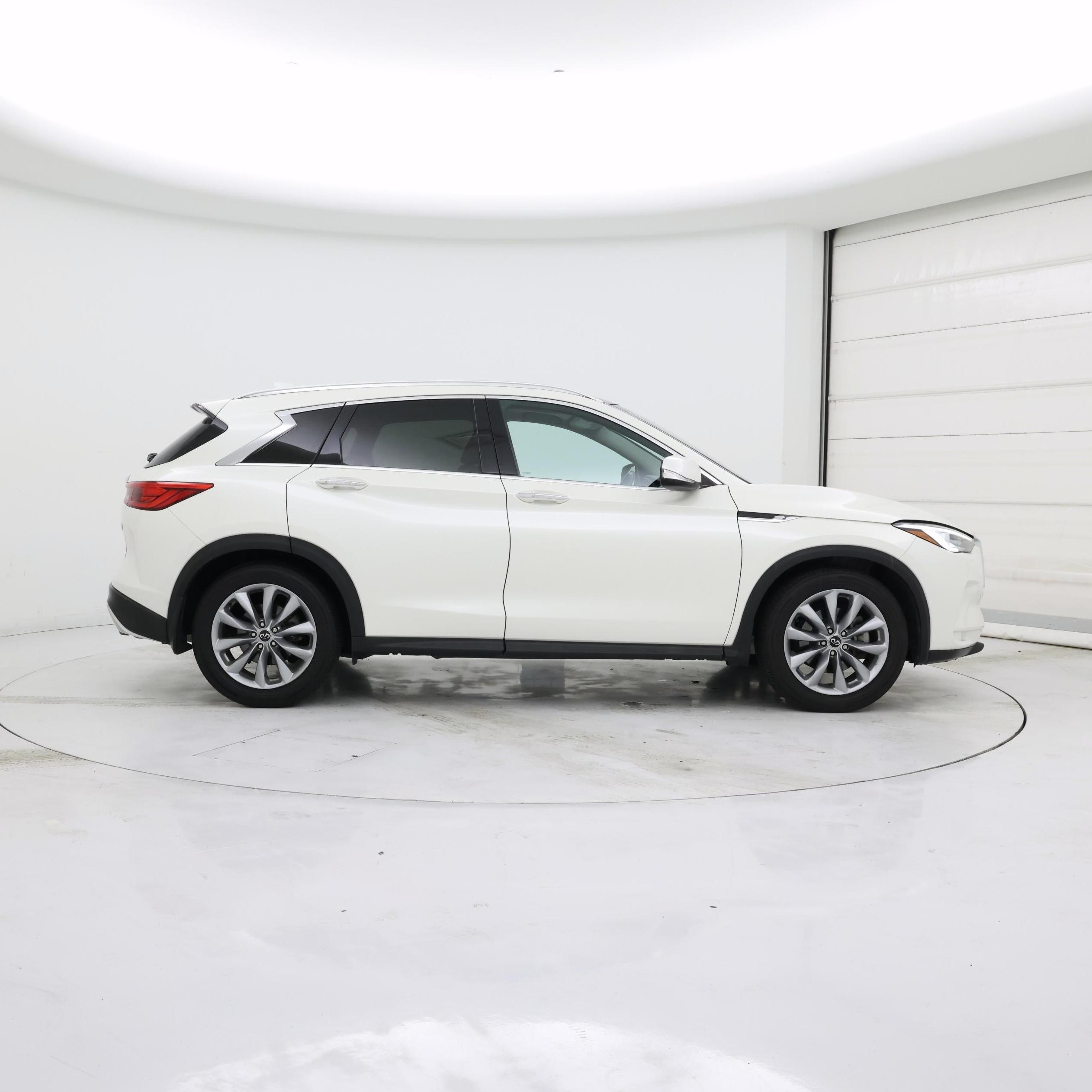 Thumbnail: 2019 INFINITI QX50 - 7