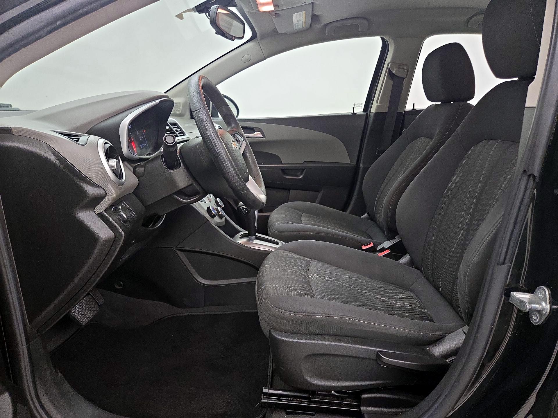 Thumbnail: 2017 Chevrolet Sonic - 11